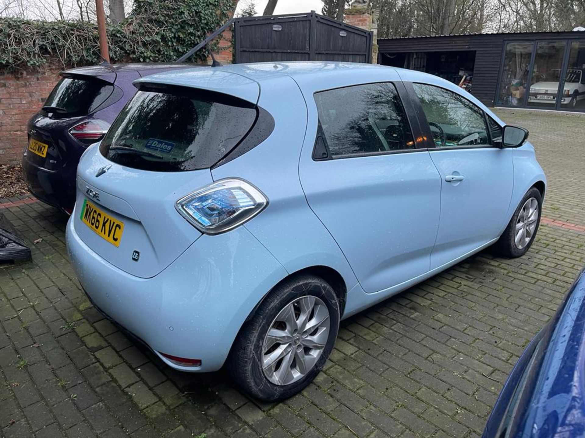 2016/66 RENAULT ZOE I DYNAMIQUE NAV AUTO ELECTRIC BLUE HATCHBACK, ONLY 17,658 MILES *NO VAT* - Image 3 of 7