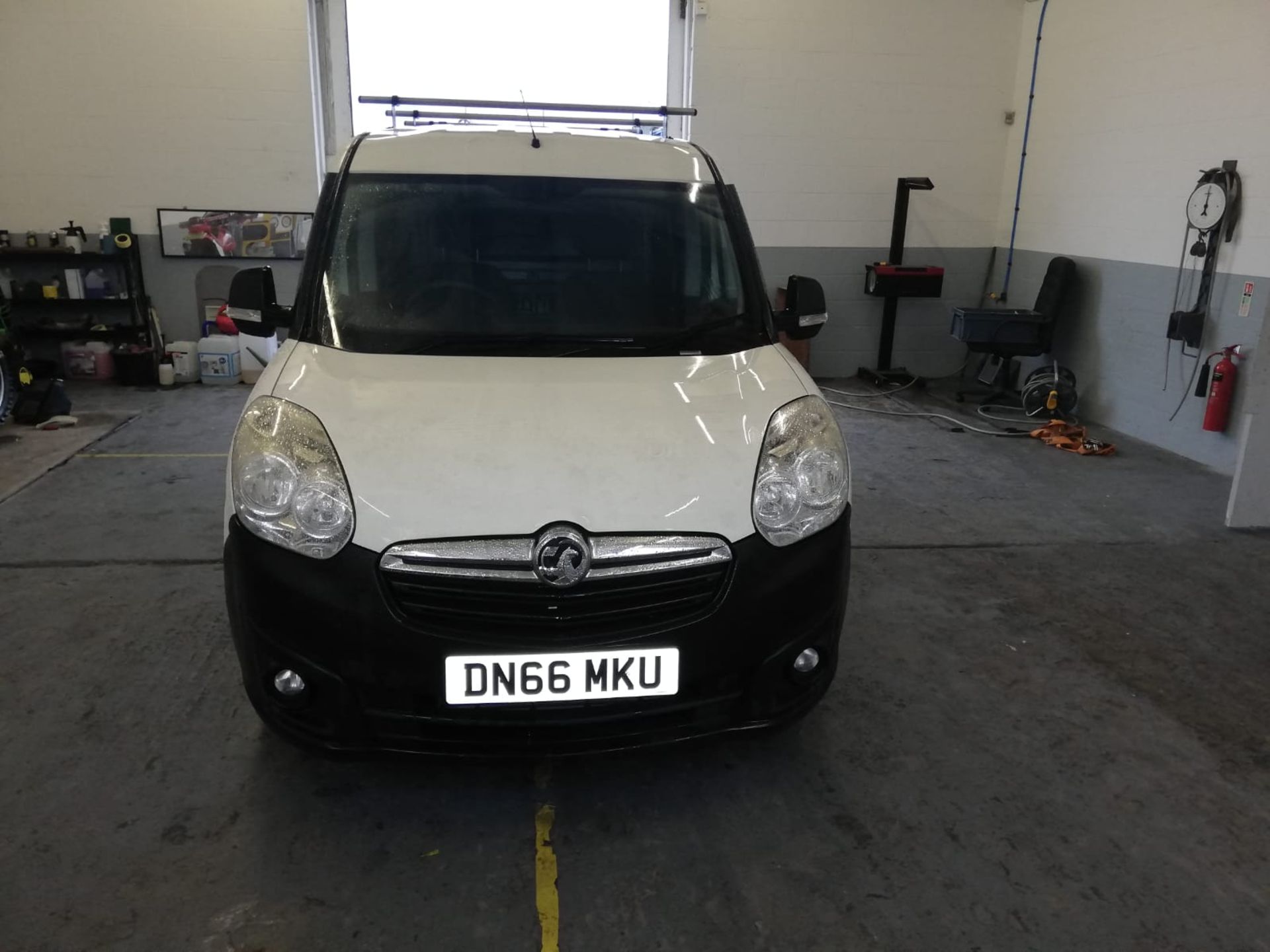 2016/66 VAUXHALL COMBO 2300 CDTI ECOFLEX S/S EURO 6 PANEL VAN, 94K MILES *PLUS VAT* - Image 2 of 8