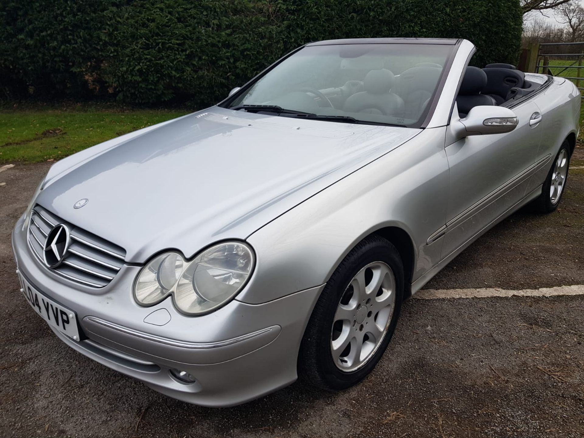 2004 MERCEDES CLK 200 ELEGANCE KOMPRESSOR AUTO, 69,500 MILES WITH FSH *NO VAT* - Image 4 of 24