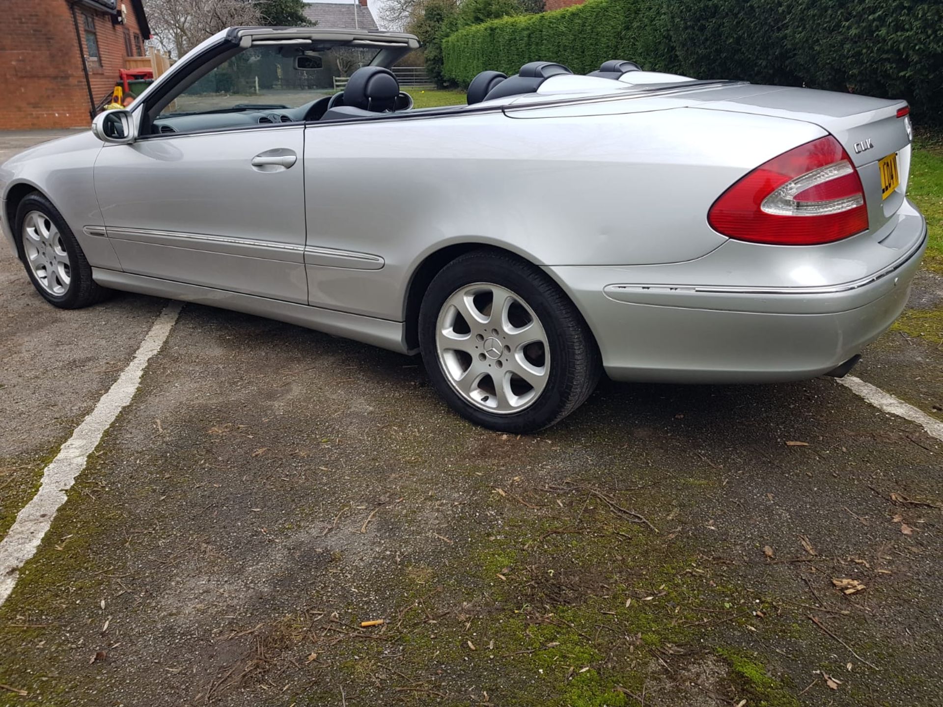 2004 MERCEDES CLK 200 ELEGANCE KOMPRESSOR AUTO, 69,500 MILES WITH FSH *NO VAT* - Image 5 of 24