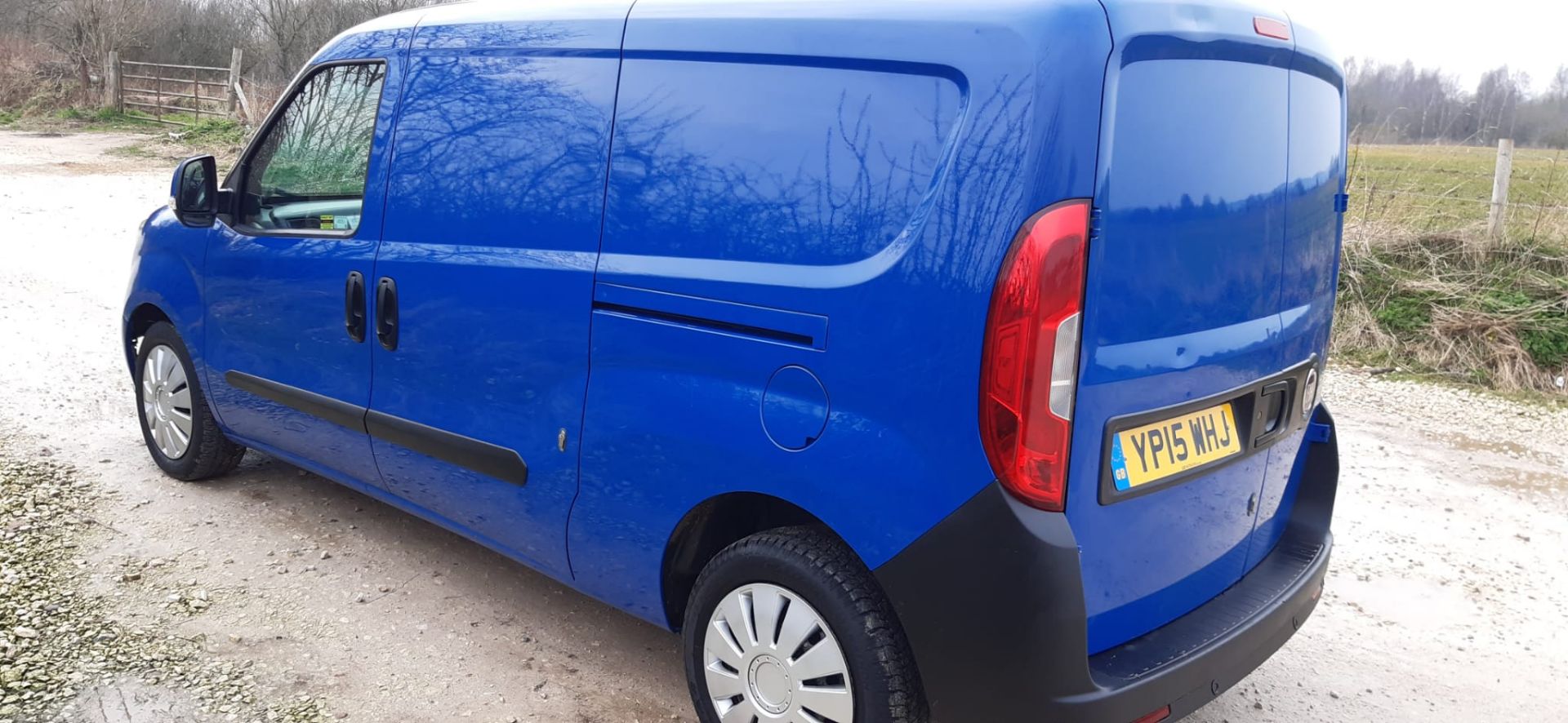 2015 FIAT DOBLO SX MULTIJET BLUE PANEL VAN, 105,138 MILES *PLUS VAT* - Image 4 of 18