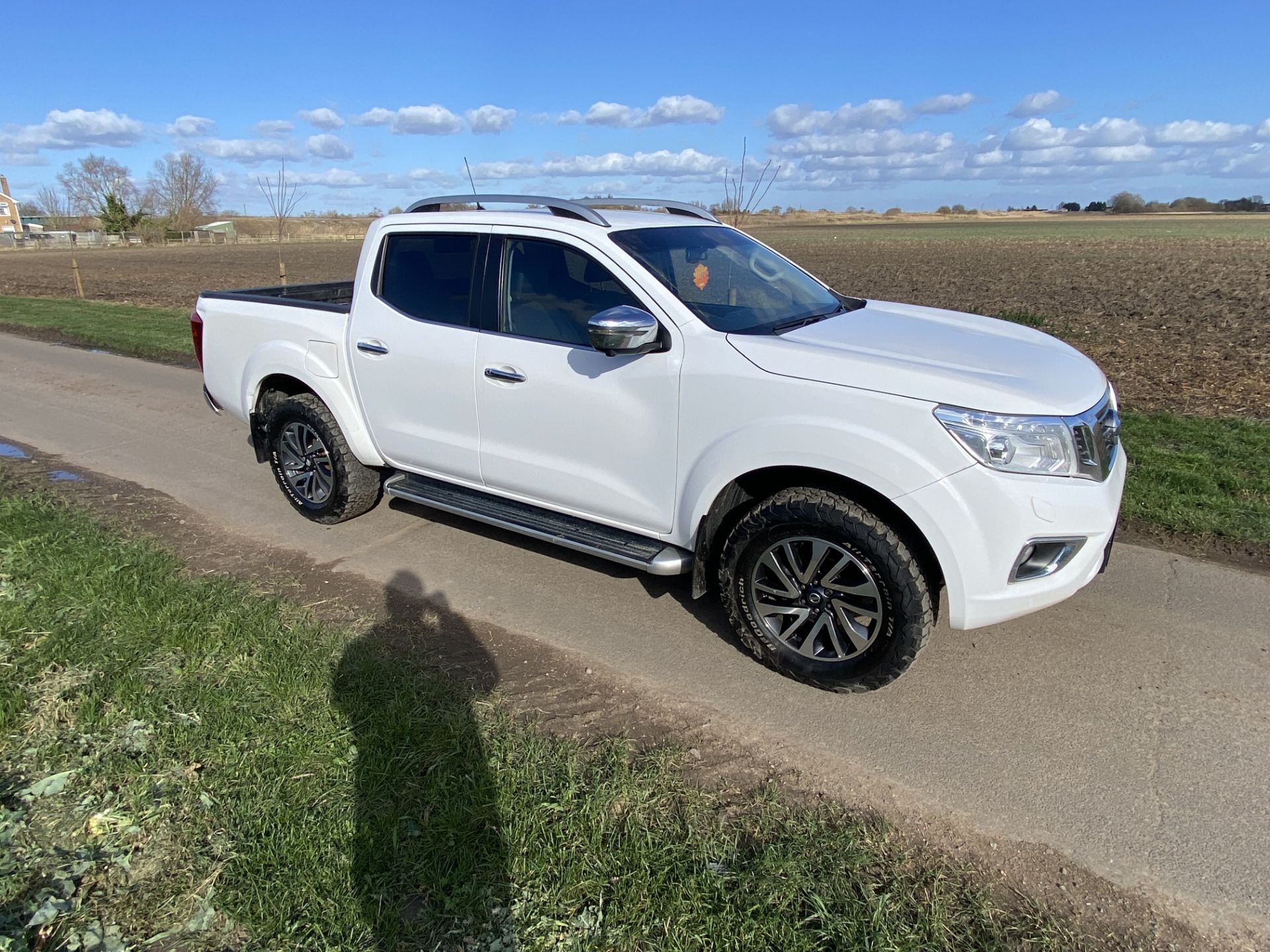 2017/67 NISSAN NAVARA NP300 TEKNA DCI AUTO TOP SPEC WHITE PICK UP, 104K MILES *NO VAT*