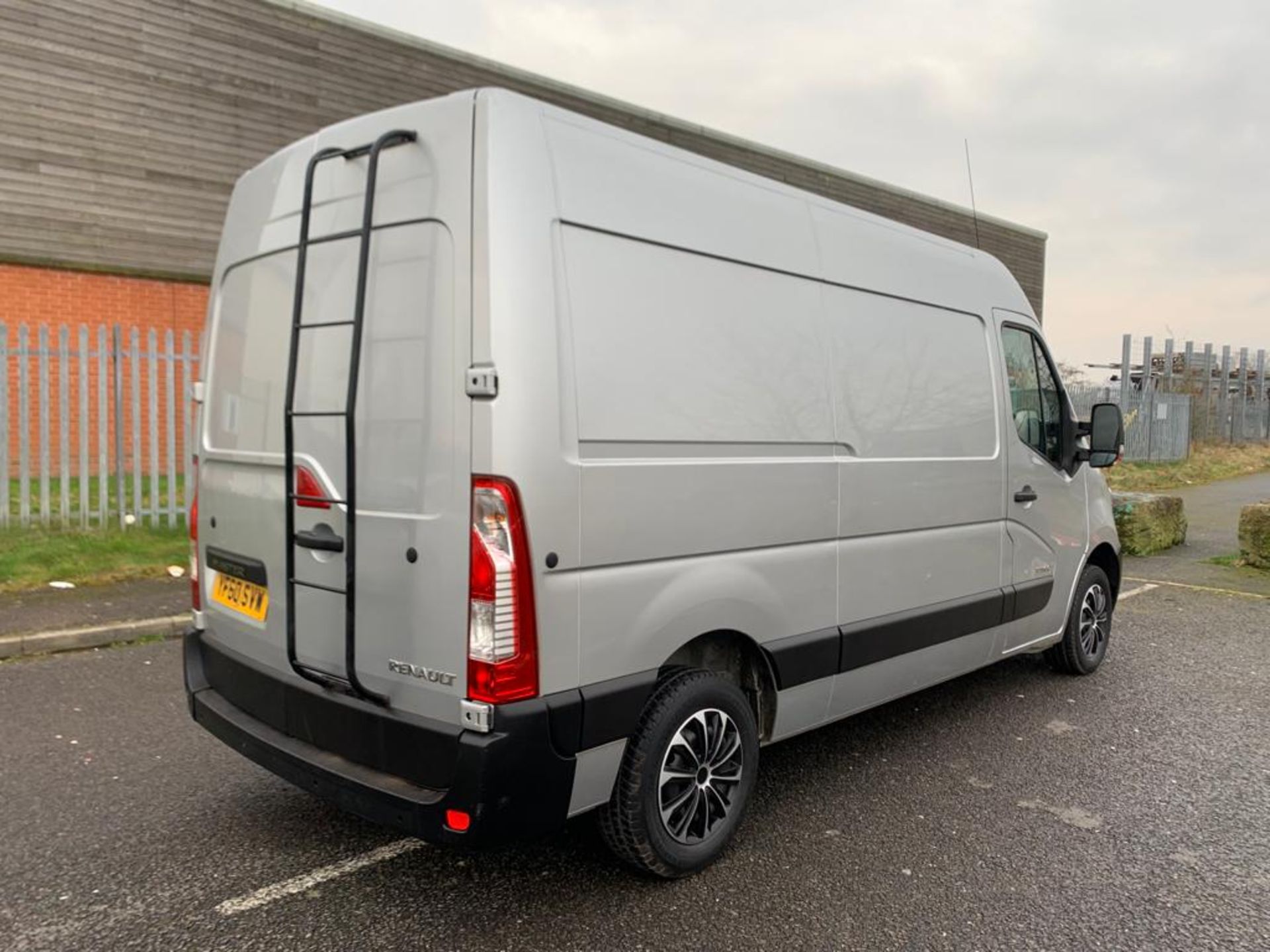 2010 RENAULT MASTER MM33 DCI 100 GREY PANEL VAN, 79,361 MILES *NO VAT* - Image 7 of 18