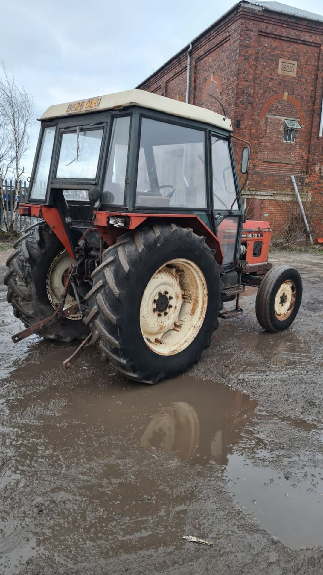 ZETOR 7011 2WD TRACTOR, FULL WORKING ORDER, 4 CYLINDER 70hp ENGINE, YEAR 1985 *PLUS VAT* - Image 5 of 9