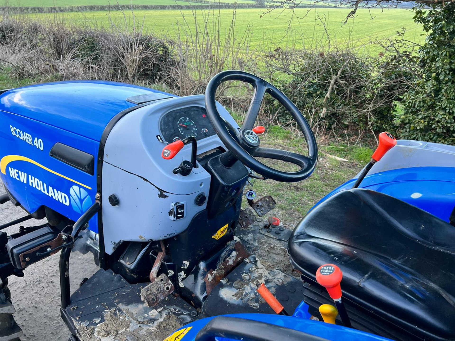 2015 New Holland Boomer 40 41HP 4WD Compact Tractor, Runs And Drives, Road Registered *PLUS VAT* - Image 7 of 12