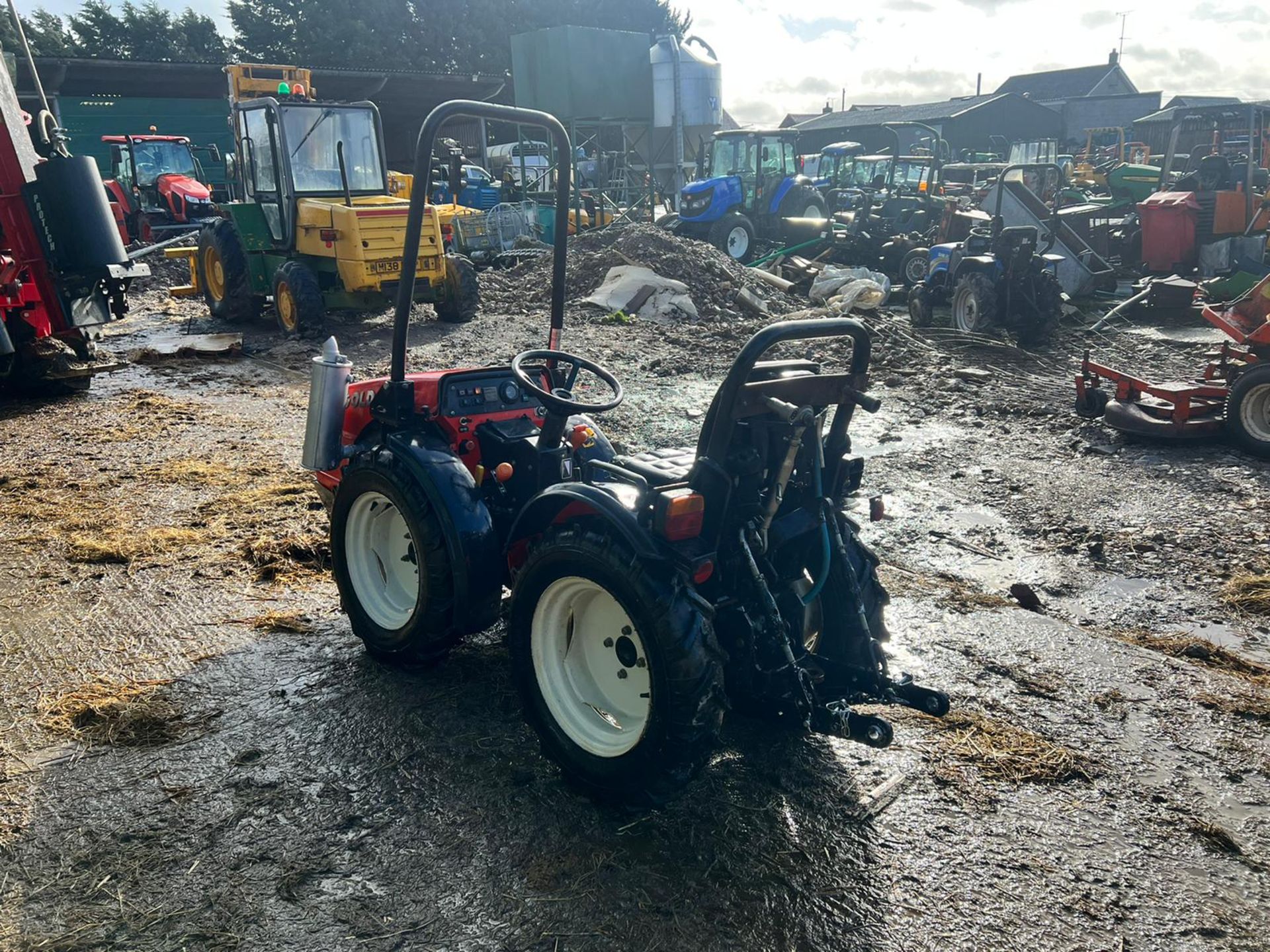 2016 GOLDONI BASE 20 SN 20HP 4WD ARTICULATED COMPACT TRACTOR *PLUS VAT* - Image 5 of 15