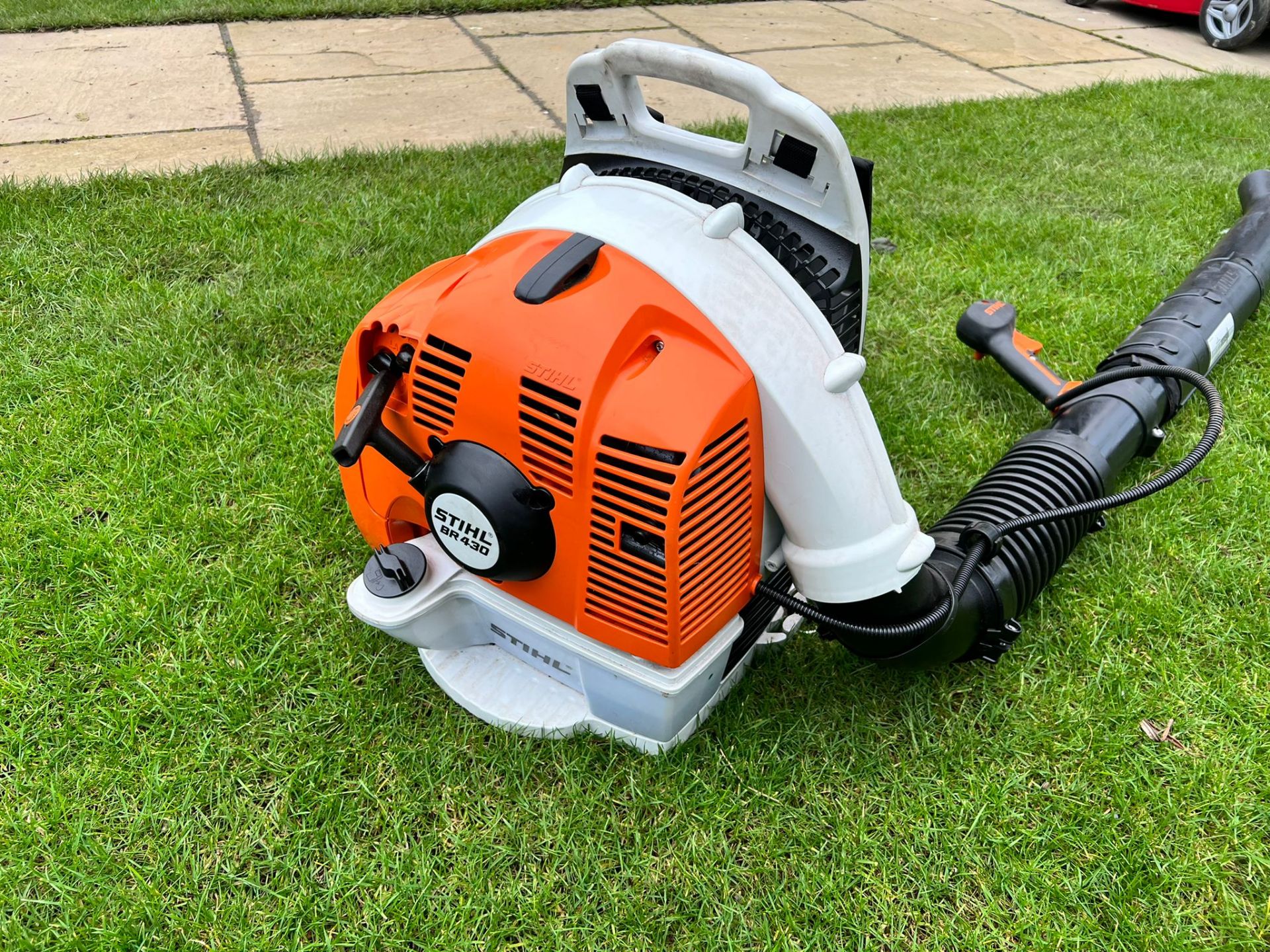 NEW AND UNUSED STIHL BR430 BACKPACK BLOWER, RUNS AND WORKS, READY FOR WORK *PLUS VAT* - Image 6 of 8