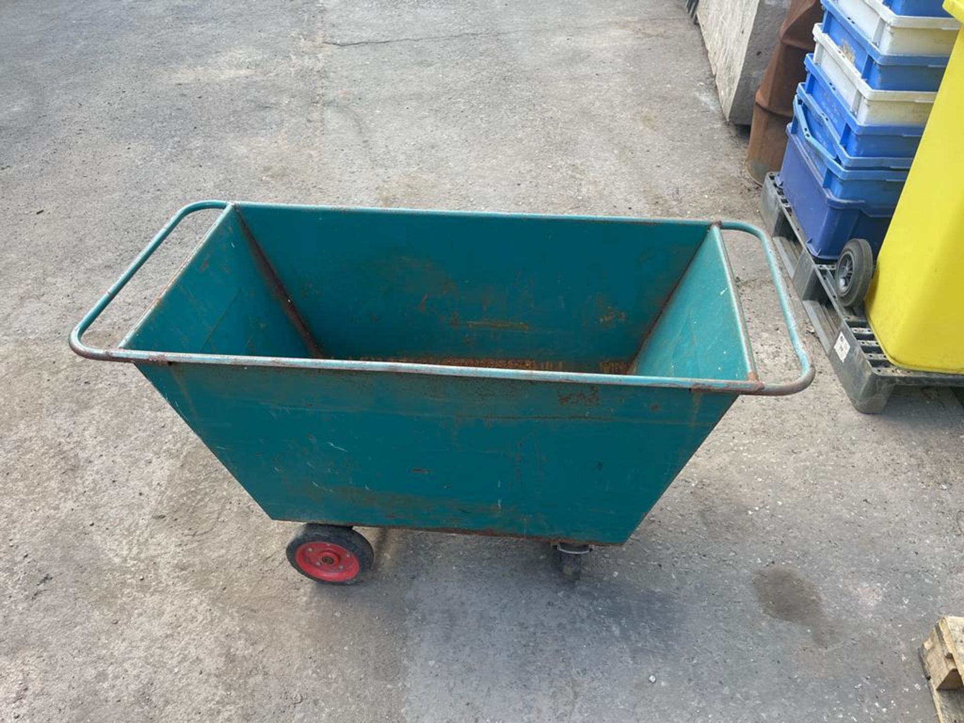 TROLLEY, 50”Lx21.5”W x29”H overall *NO VAT* - Image 4 of 6