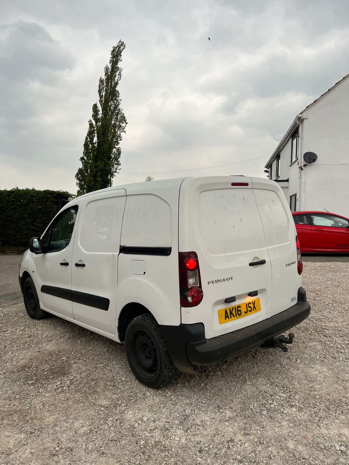 2016 PEUGEOT PARTNER 850 PROFESSIONAL HDI WHITE PANEL VAN, 158,840 miles *PLUS VAT* - Image 4 of 10