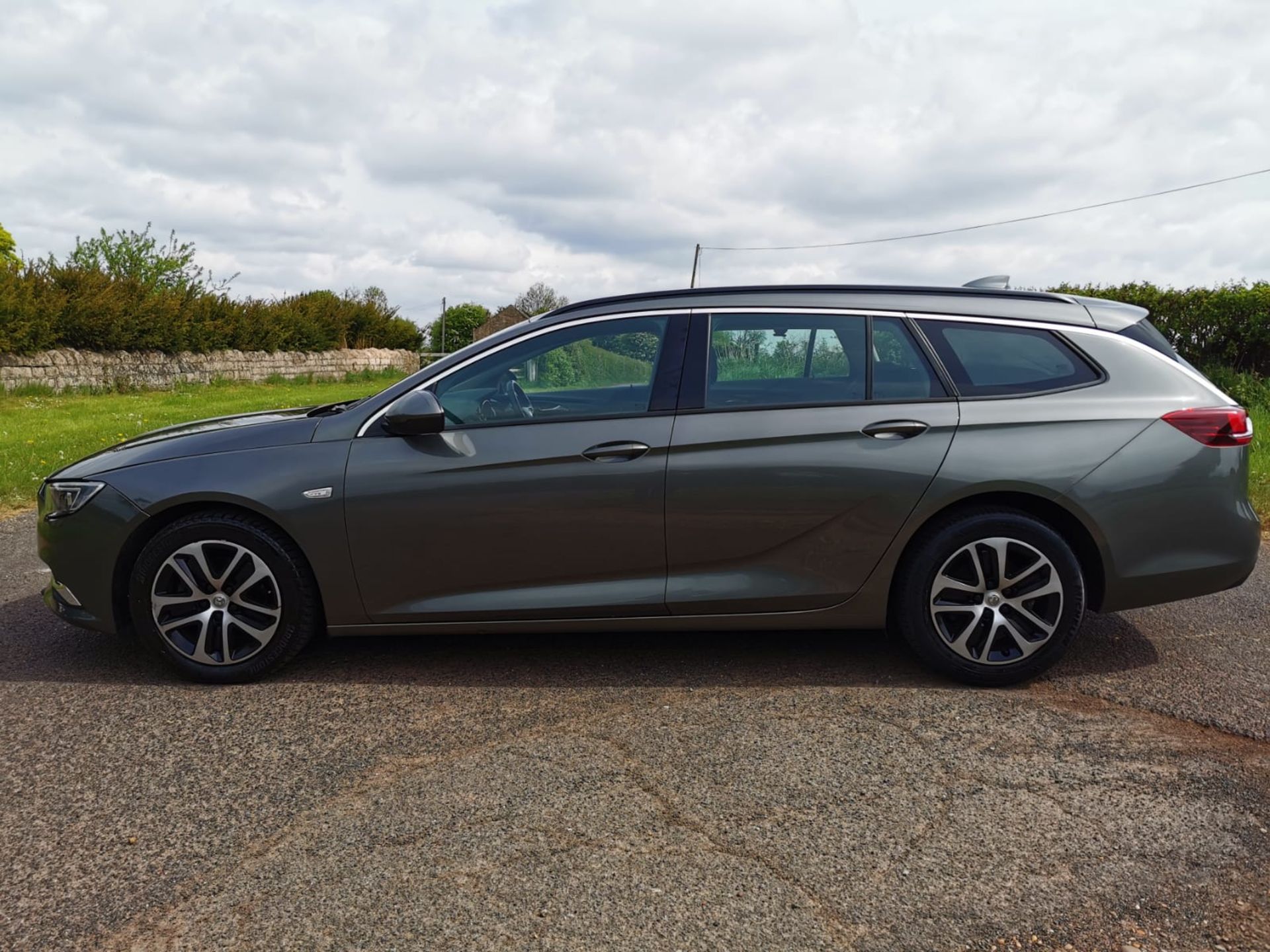 2018/18 VAUXHALL INSIGNIA DESIGN NAV ECOTEC D GREY ESTATE, 21,251 MILES *NO VAT* - Image 27 of 28