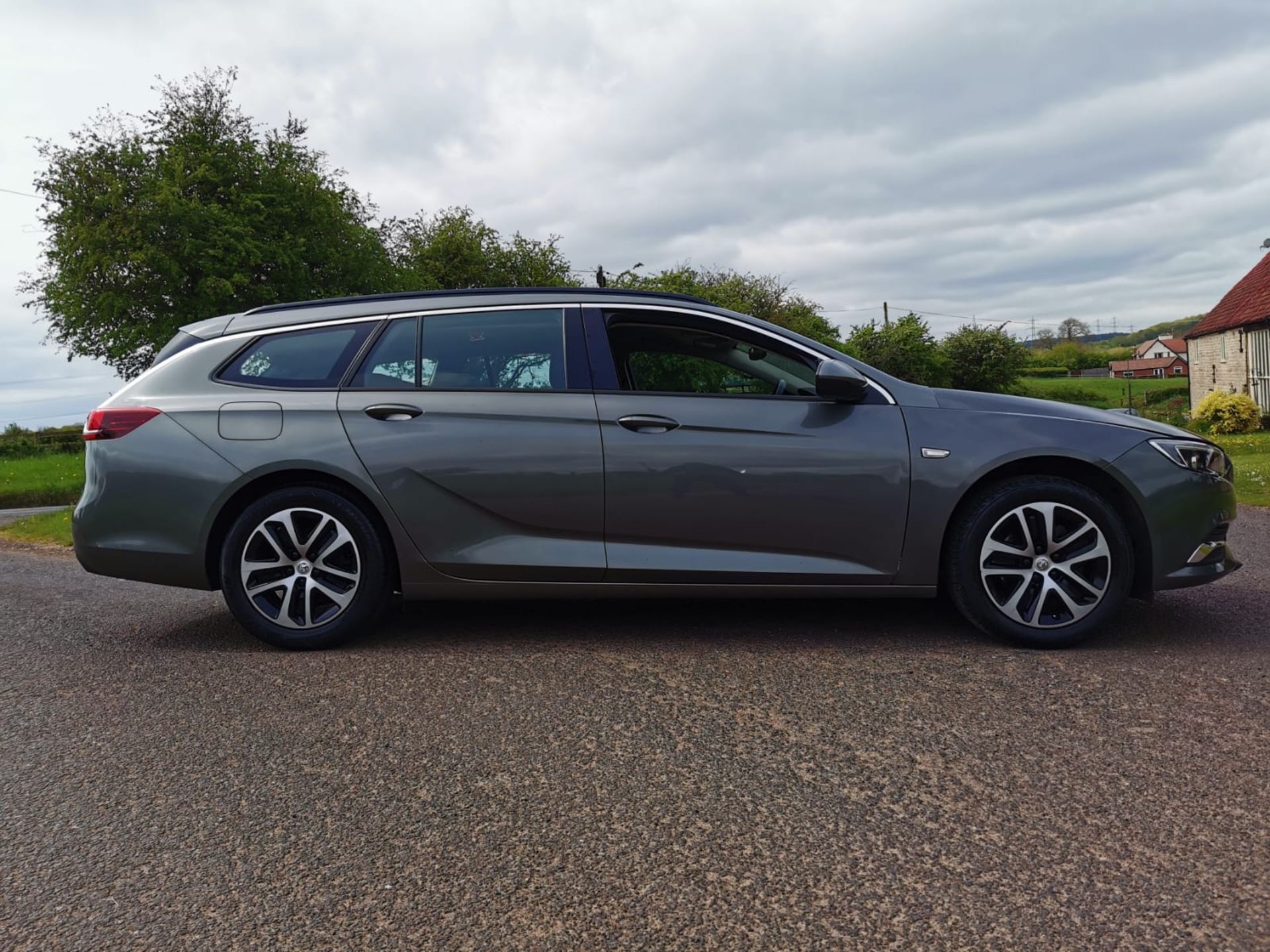 2018/18 VAUXHALL INSIGNIA DESIGN NAV ECOTEC D GREY ESTATE, 21,251 MILES *NO VAT* - Image 3 of 28