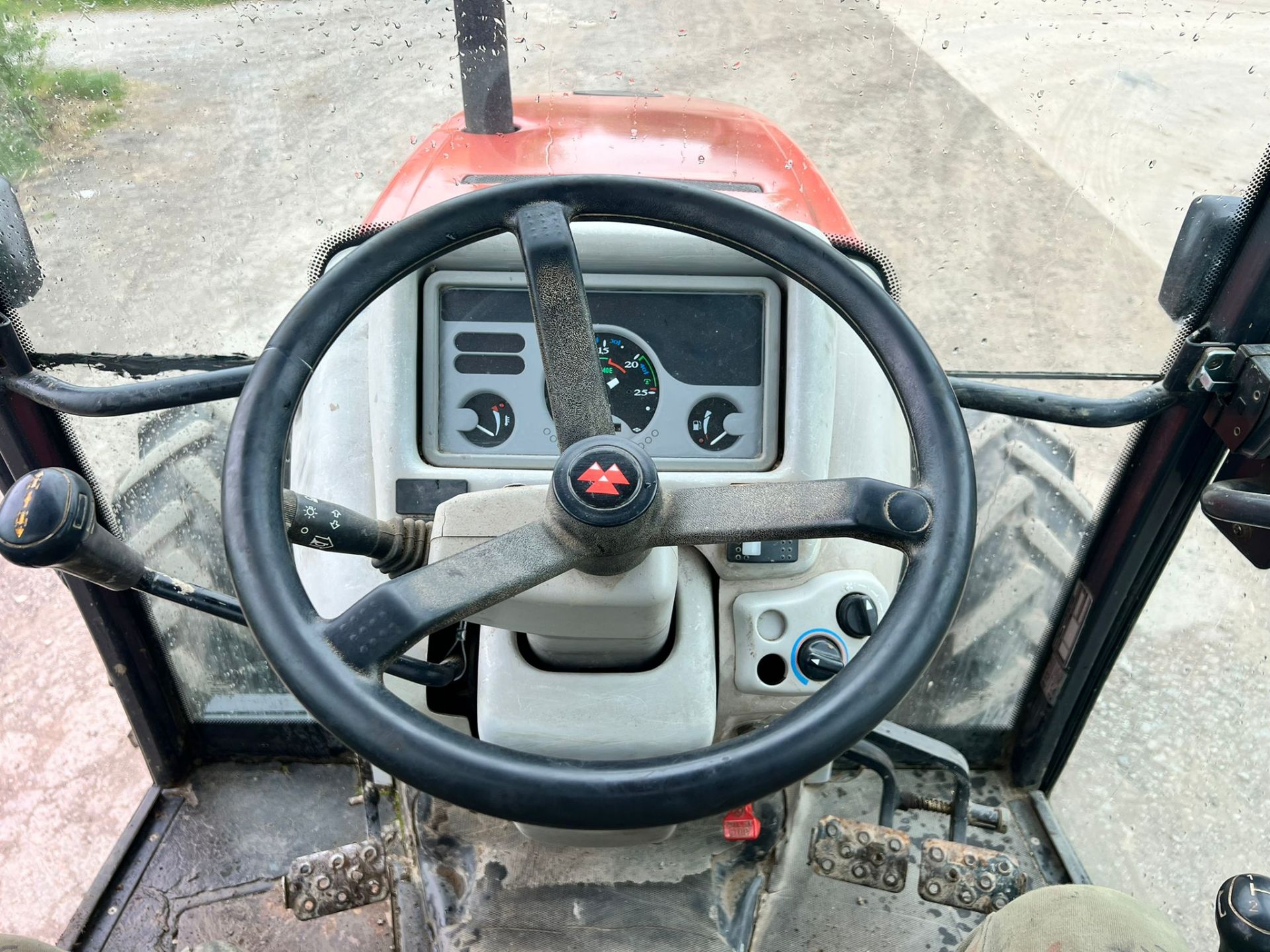 Massey Ferguson 2205 4WD Tractor, Runs Drives And Works *PLUS VAT* - Image 14 of 17