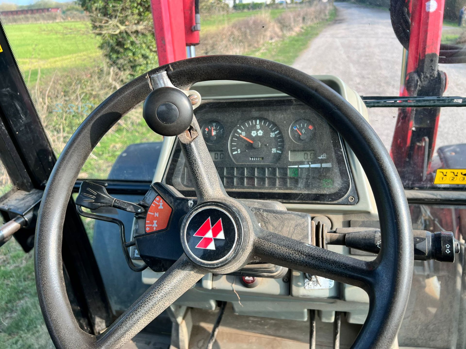 2002 Massey Ferguson 6270 100HP 4WD Tractor With Massey Ferguson 866 Front Loader And Bale Spike - Image 8 of 20