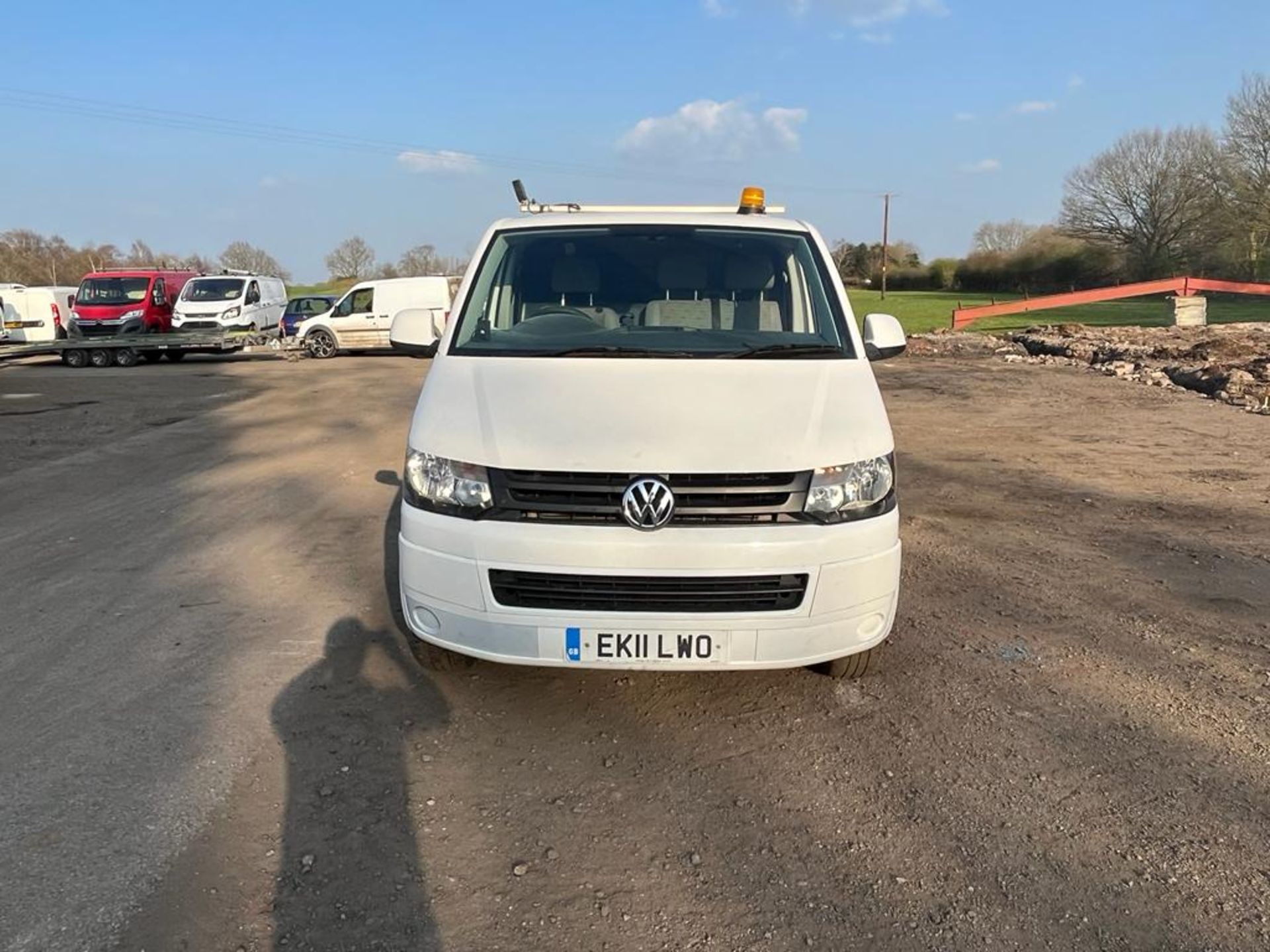 2011 VOLKSWAGEN TRANSPORTER T30 4 MOTION 140TDI SW 4X4 WHITE PANEL VAN, 96K MILES *PLUS VAT* - Image 2 of 11