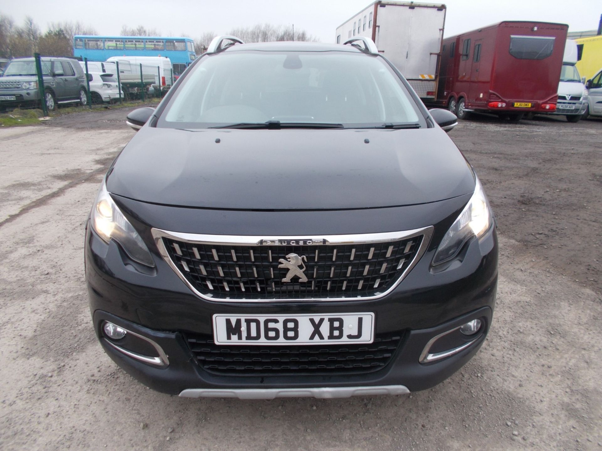 2019/68 PEUGEOT 2008 ALLURE PREMIUM 5 DOOR HATCHBACK, 1.2 PETROL, 11K MILES,5 SPEED MANUAL *NO VAT* - Image 2 of 24