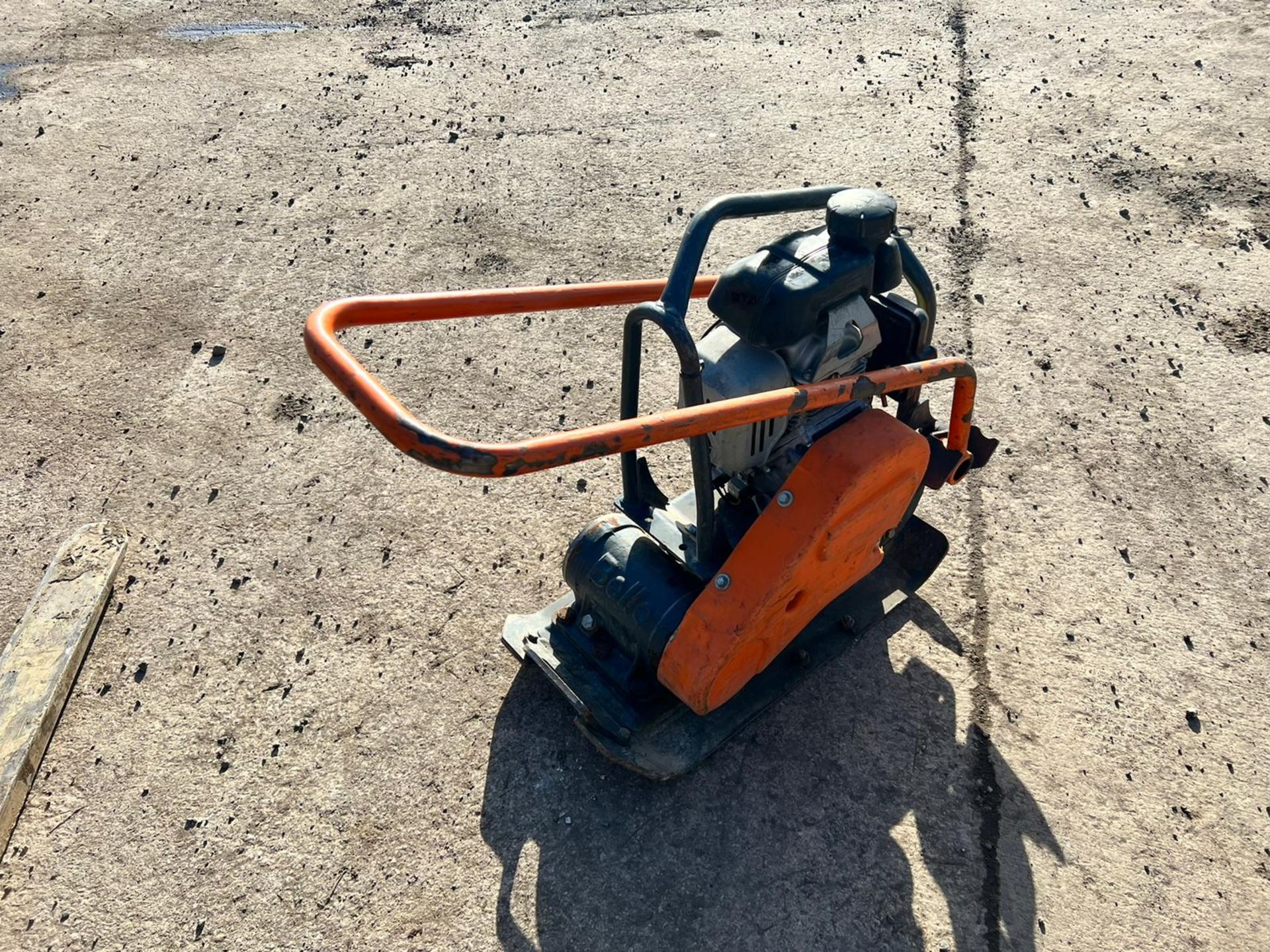 2019 BELLE PCL320 WACKER PLATE, RUNS AND WORKS, HONDA GX120 ENGINE *PLUS VAT* - Image 3 of 8