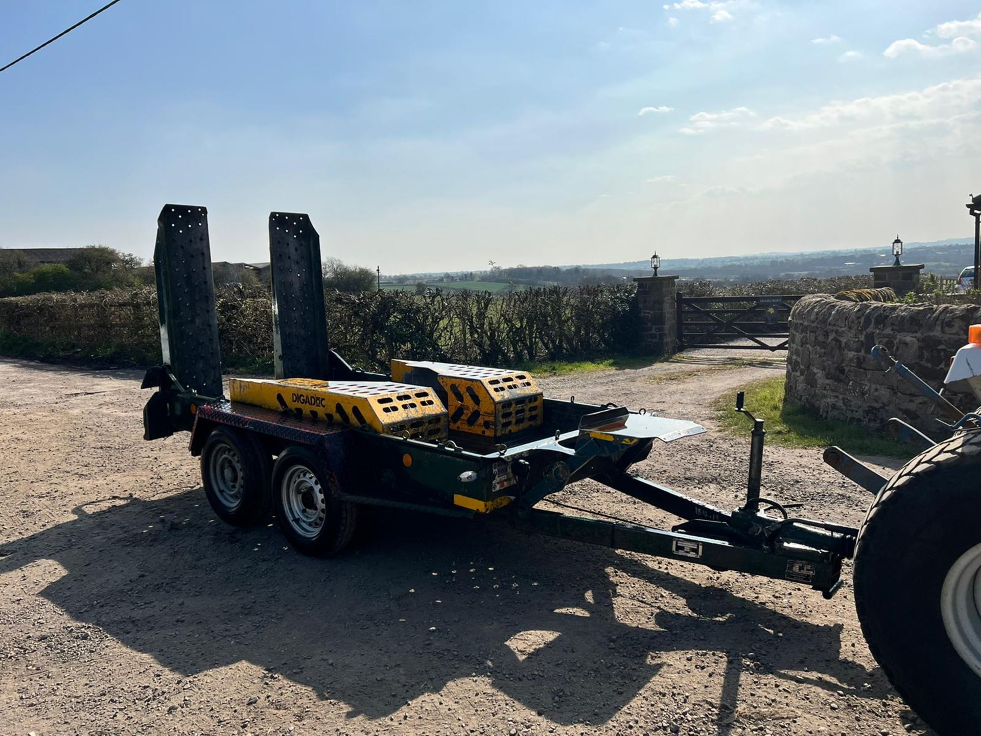 2015 Ifor Williams GH94BT 2.7 Ton Twin Axle Plant Trailer, Tows Well, Track Box, Good Set Of Tyres - Image 5 of 12