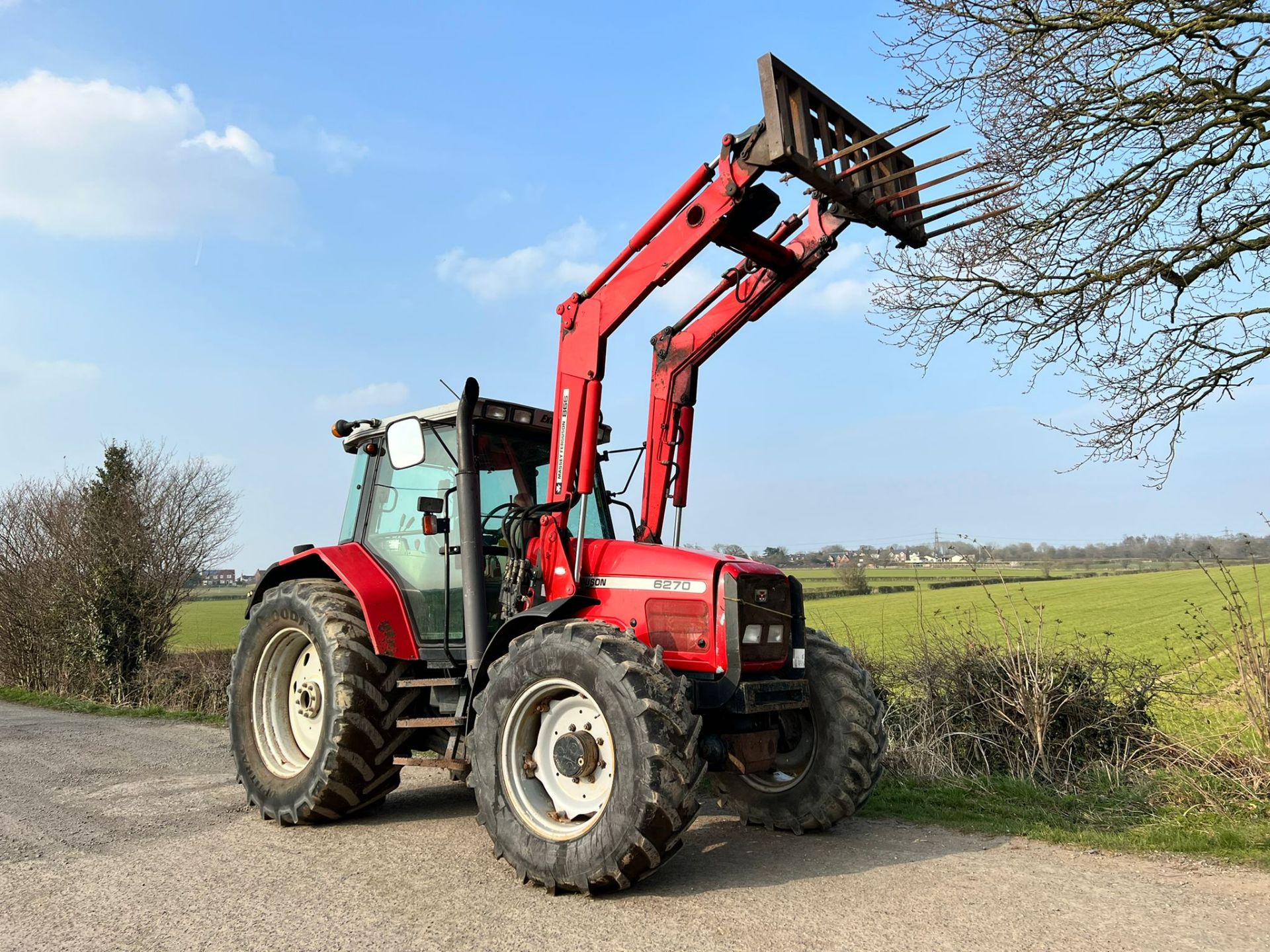 2002 Massey Ferguson 6270 100HP 4WD Tractor With Massey Ferguson 866 Front Loader And Bale Spike