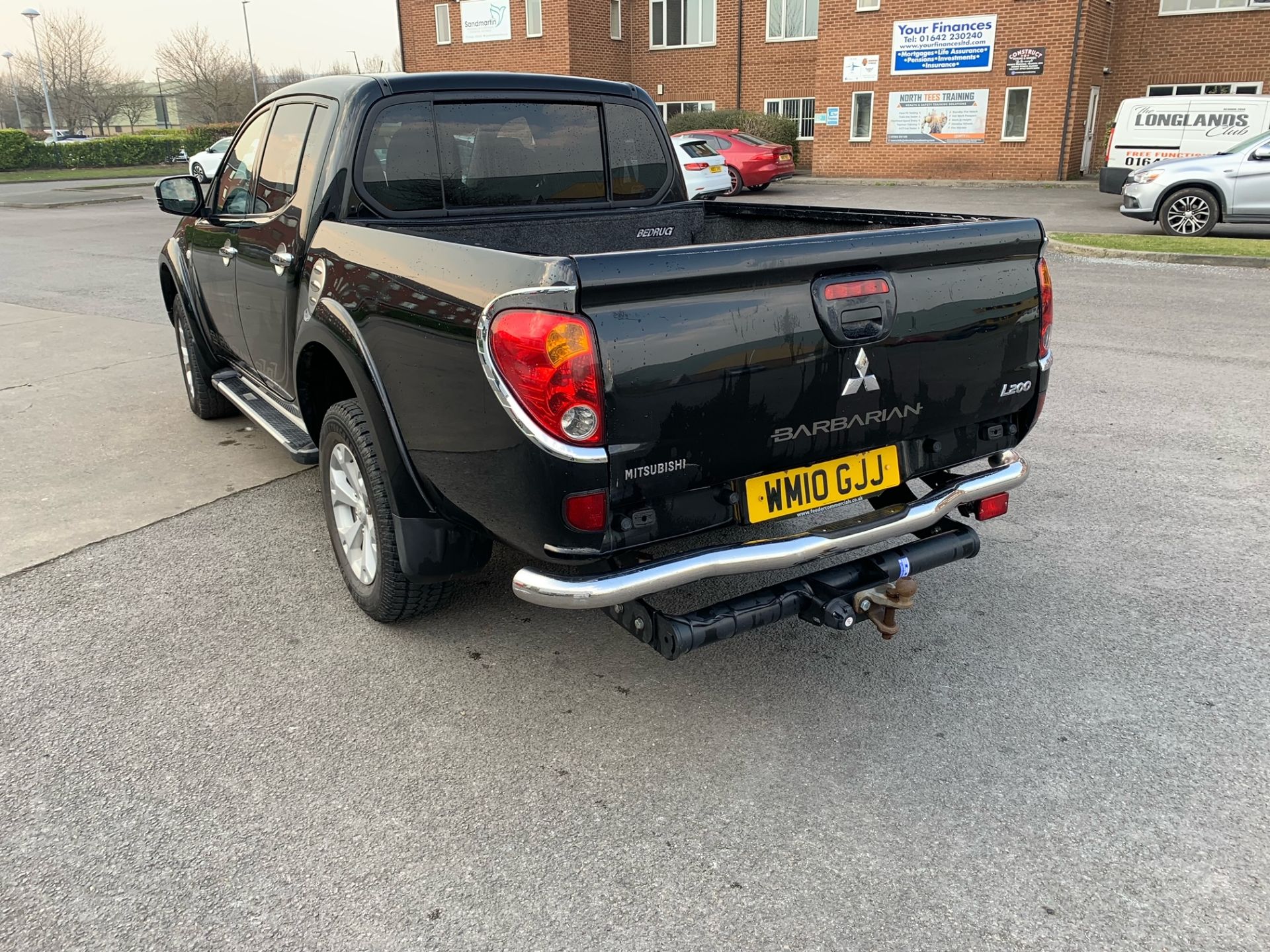 2010 MITSUBISHI L200 BARBARIAN LB DCB DI-D4X4 AUTO BLACK PICK UP, 103k MILES *NO VAT* - Image 7 of 17