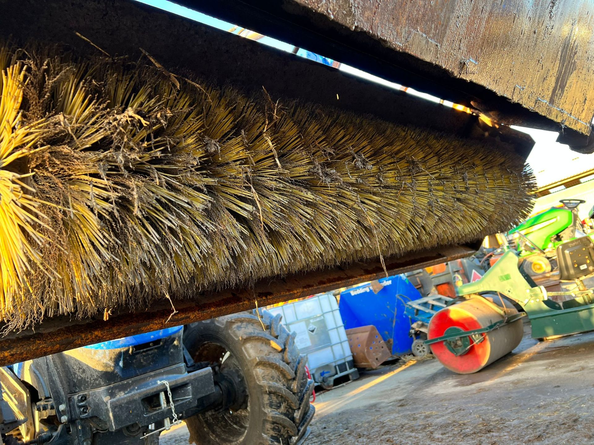 SUTON TELESWEEP SWEEPER BUCKET, SUITABLE FOR JCB QUICK HITCH *PLUS VAT* - Image 13 of 16