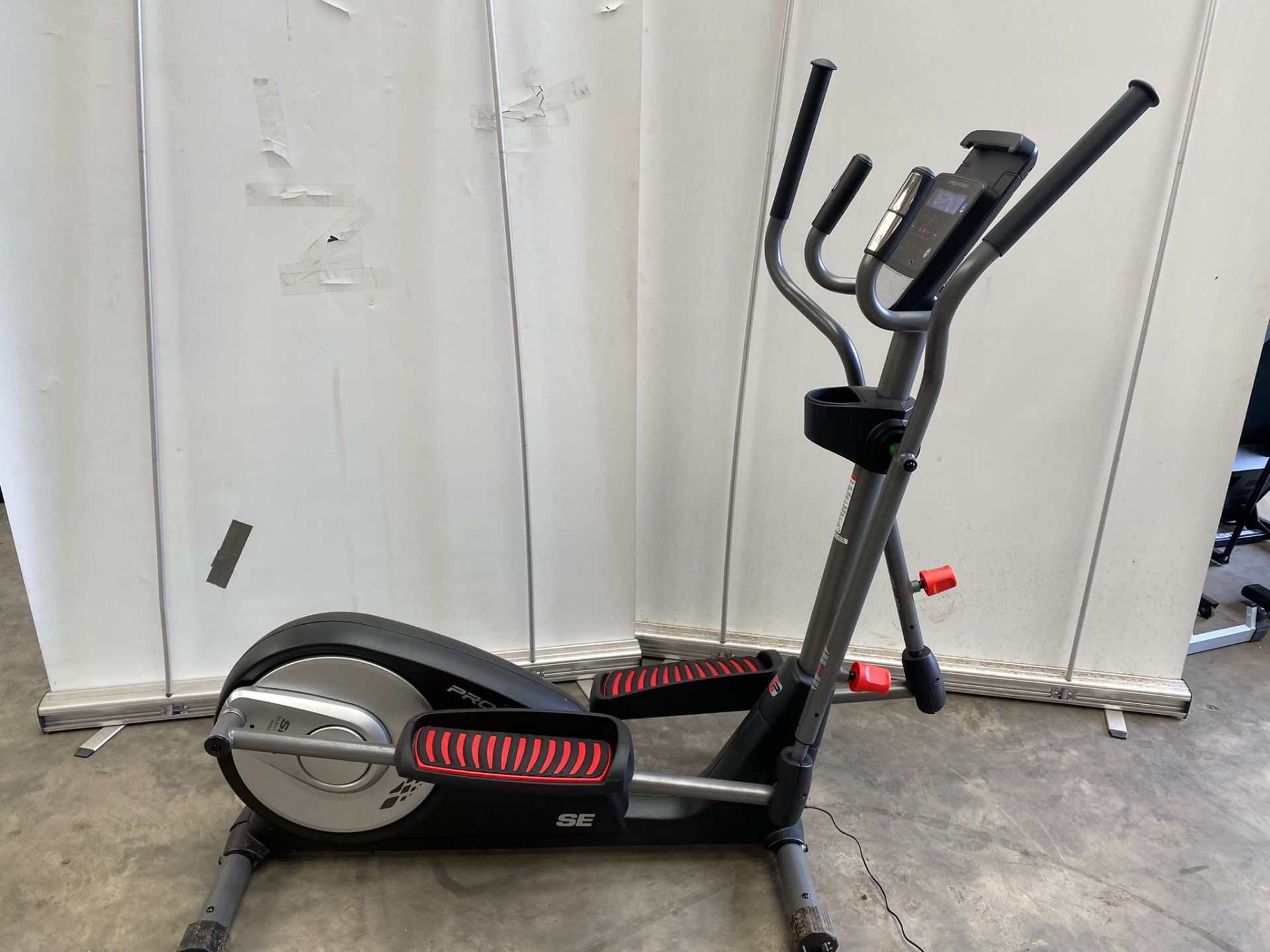 NEW PROFROM SE CROSS TRAINER *PLUS VAT*