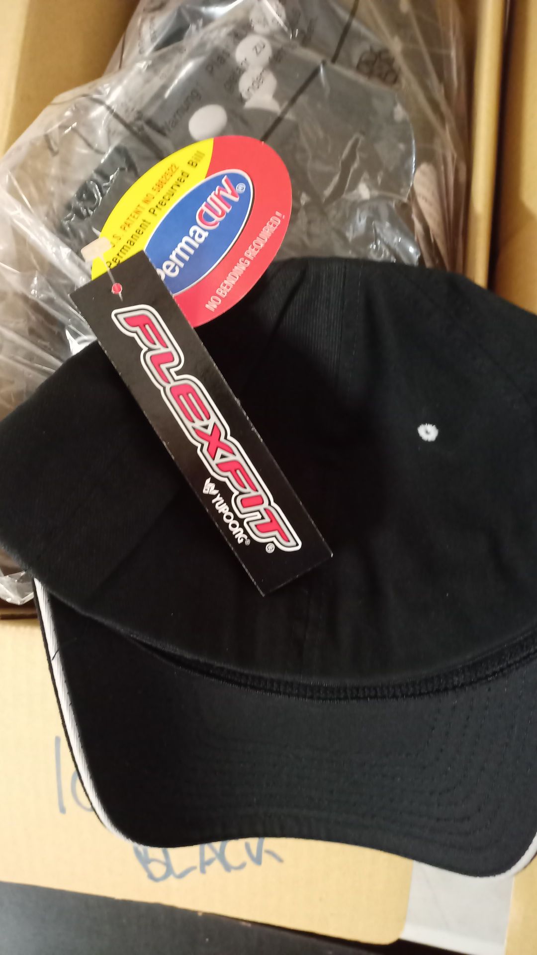 100 x BRAND NEW AND SEALED Arctic Fox premium quality cap, ADULT SIZE *PLUS VAT* - Image 4 of 5