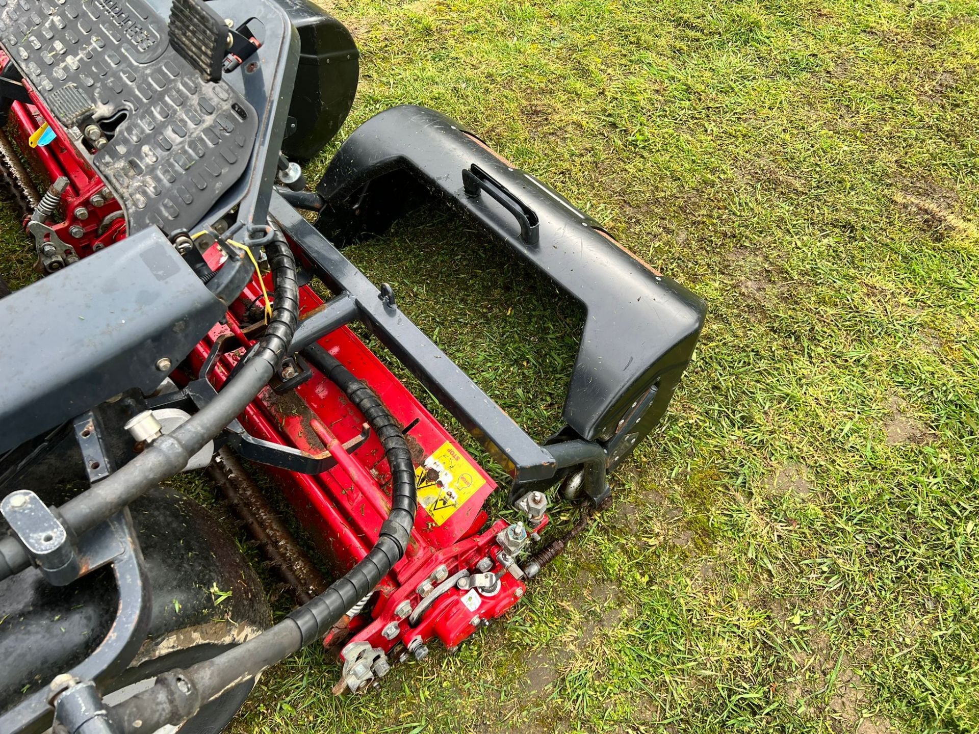 2014 Baroness LM315GC 3WD Diesel Cylinder Mower With Grass Boxes, Runs Drives Cuts Collects - Image 12 of 23