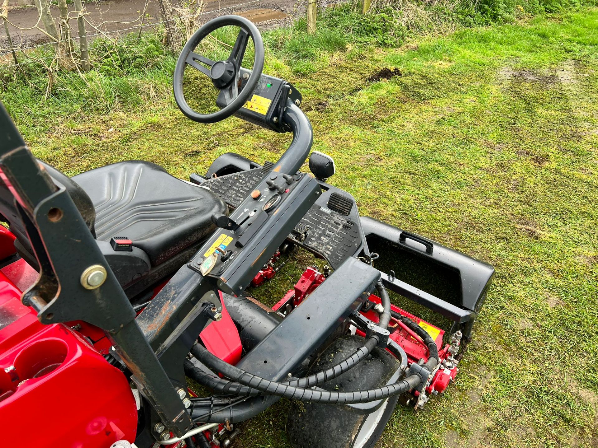 2014 Baroness LM315GC 3WD Diesel Cylinder Mower With Grass Boxes, Runs Drives Cuts Collects - Image 14 of 23