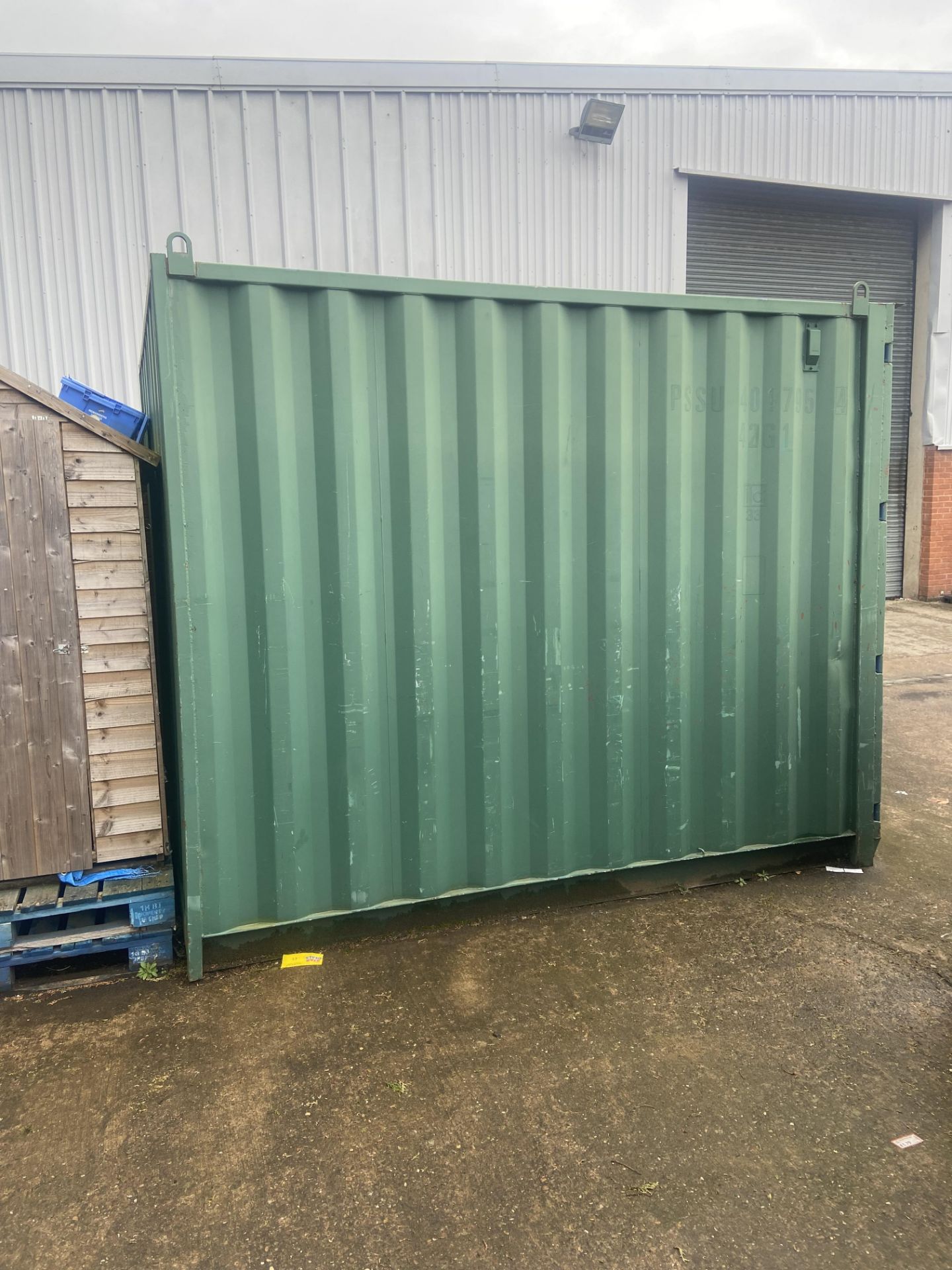 10ft green container, NO RESERVE *NO VAT*