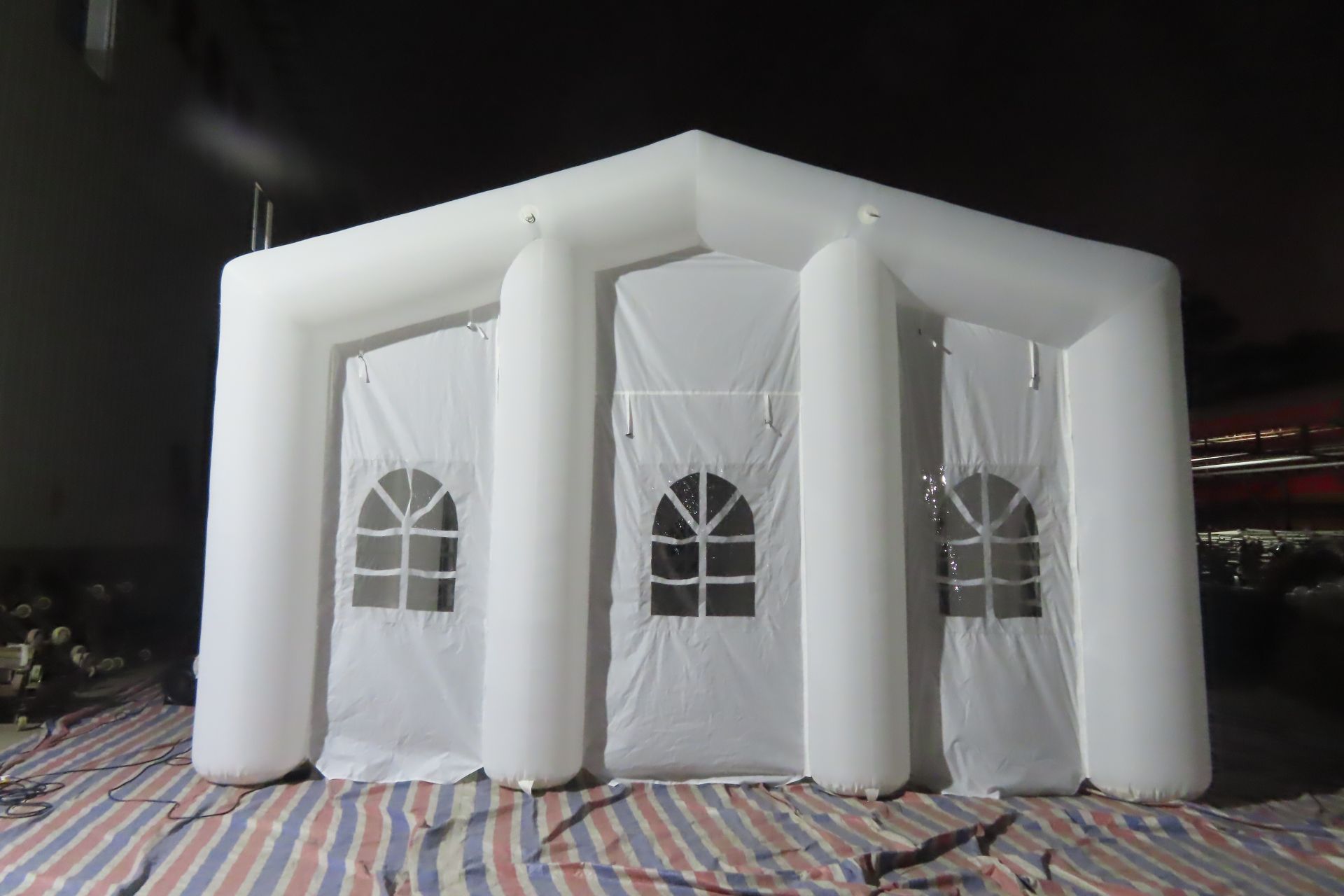 BRAND NEW WHITE INFLATABLE MARQUEE WITH LED LIGHTS, 10 x 6M, 4m TALL, FOR EVENTS WEDDINGS, BIRTHDAYS - Image 10 of 13