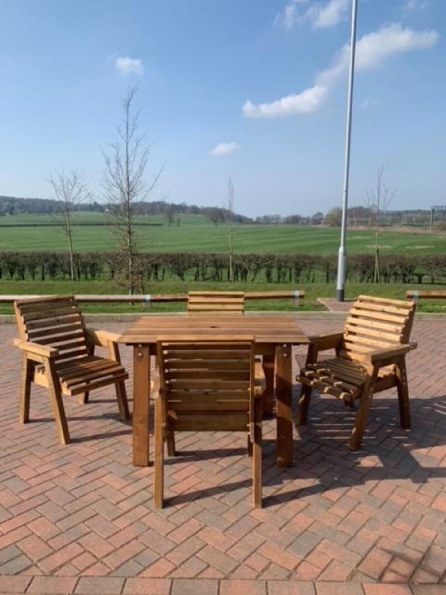 BRAND NEW QUALITY 4 seater handcrafted Garden Furniture set. Table and 4 chairs *NO VAT* - Image 2 of 7