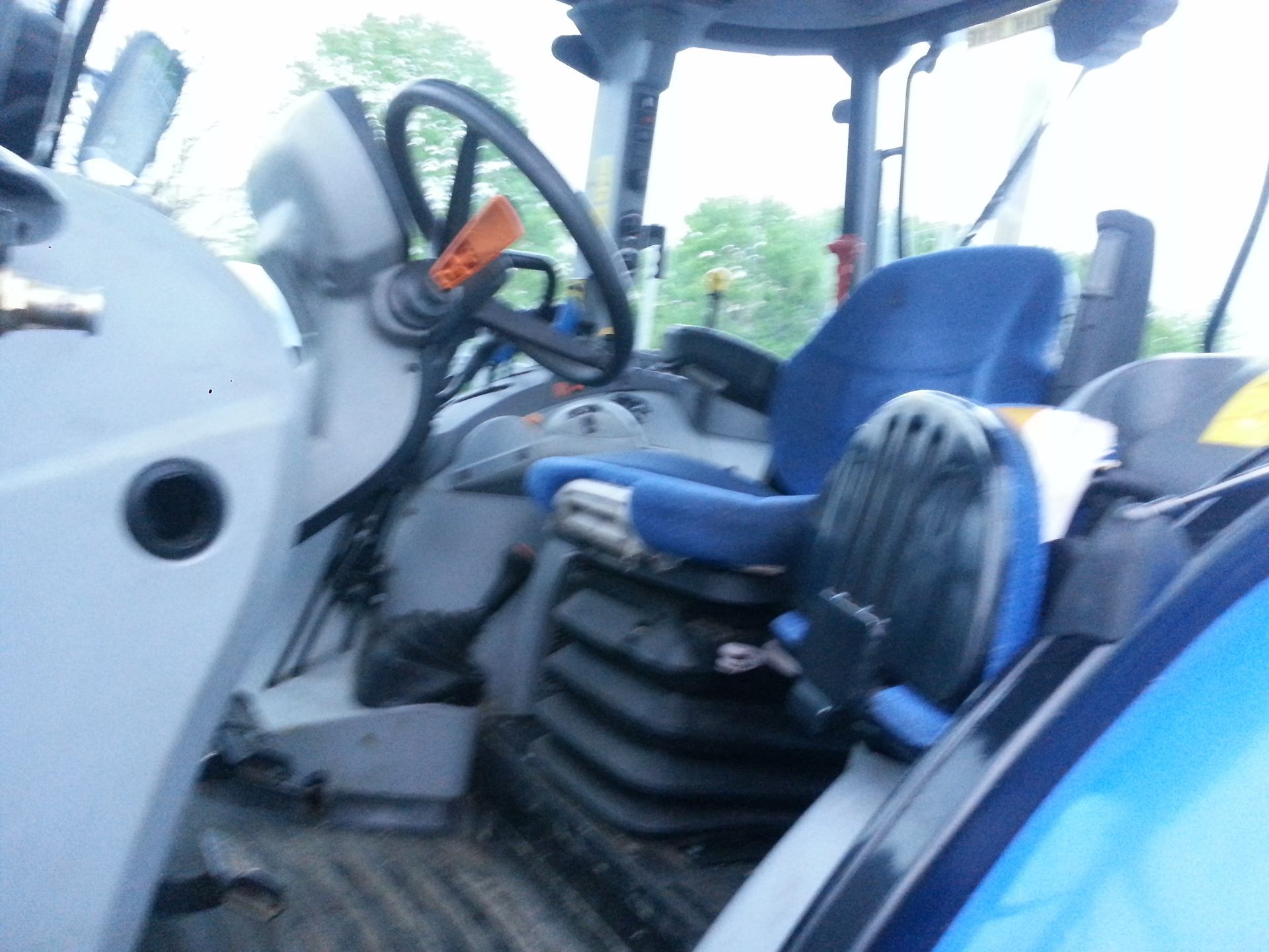 NEW HOLLAND T5.105 TRACTOR, 63 PLATE, 4WD, 6460 HOURS WARRANTED *PLUS VAT* - Image 5 of 5