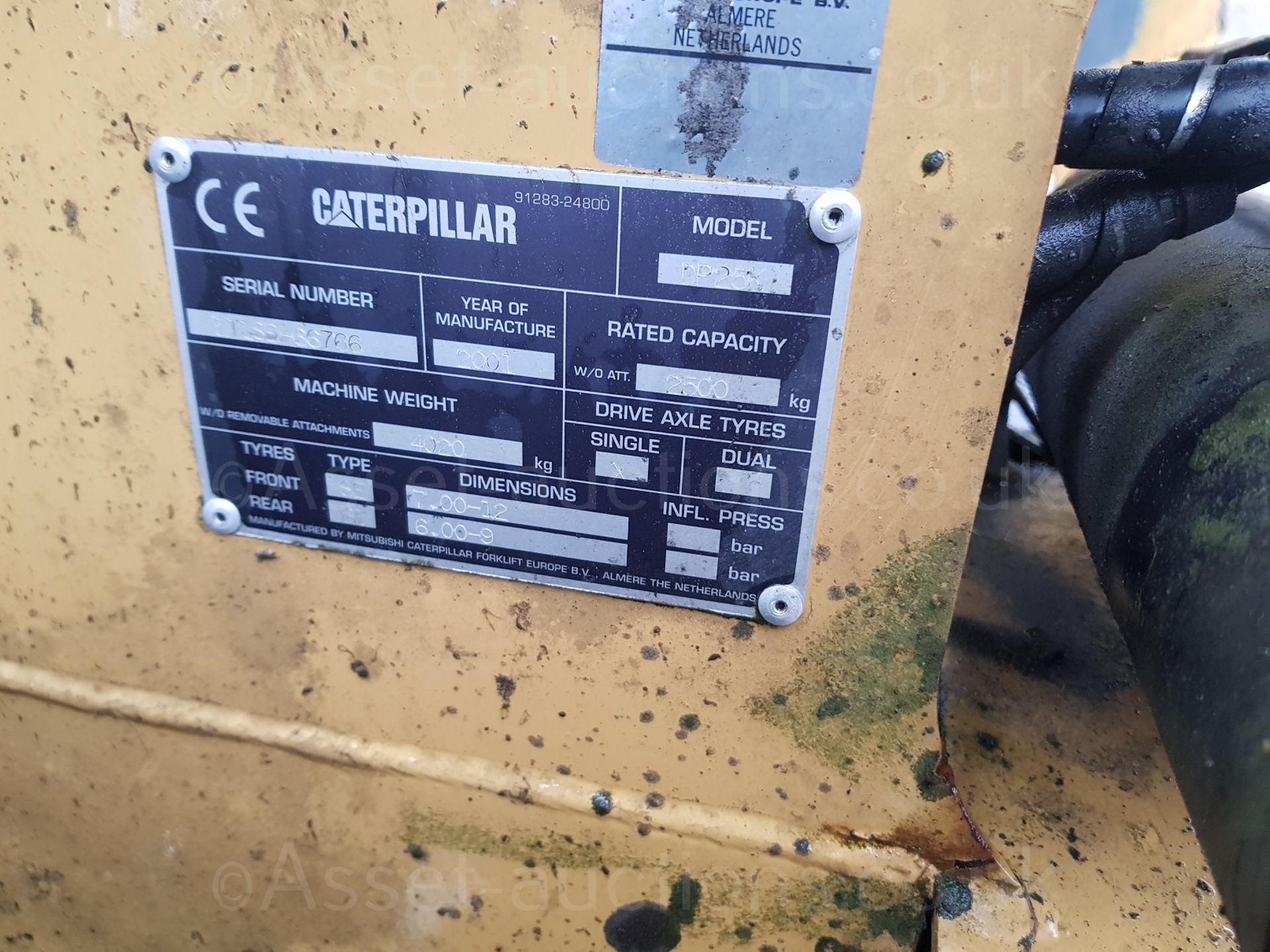 2001 CATERPILLAR 25 FORKLIFT CONTAINER SPEC WITH SIDE SHIFT, STARTS, RUNS AND LIFTS *PLUS VAT* - Image 7 of 7