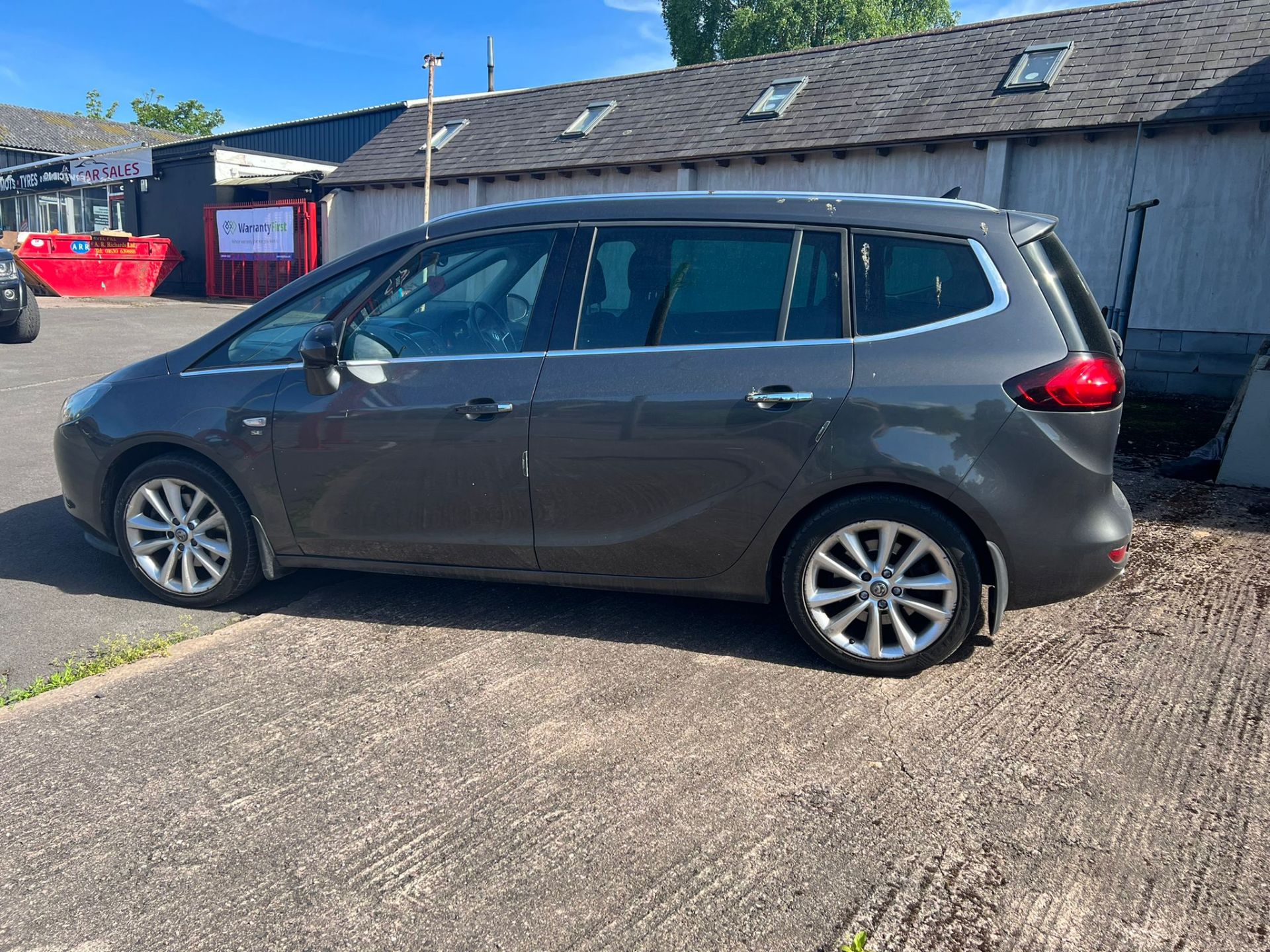 2012/62 plate Vauxhall zafira tourer, 109,022 miles, 2.0 diesel, 6 spreed manual "NO VAT" - Image 6 of 11