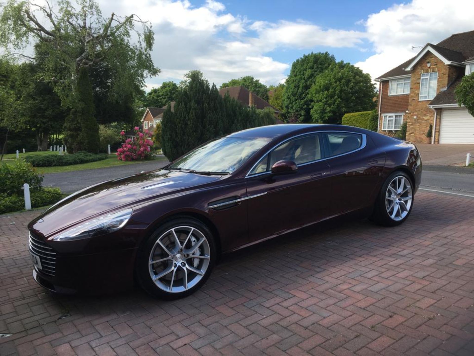 2015 ASTON MARTIN RAPIDE S V12 AUTO RED HATCHBACK, 15400 MILES, SHOWROOM CONDITION - Image 3 of 22