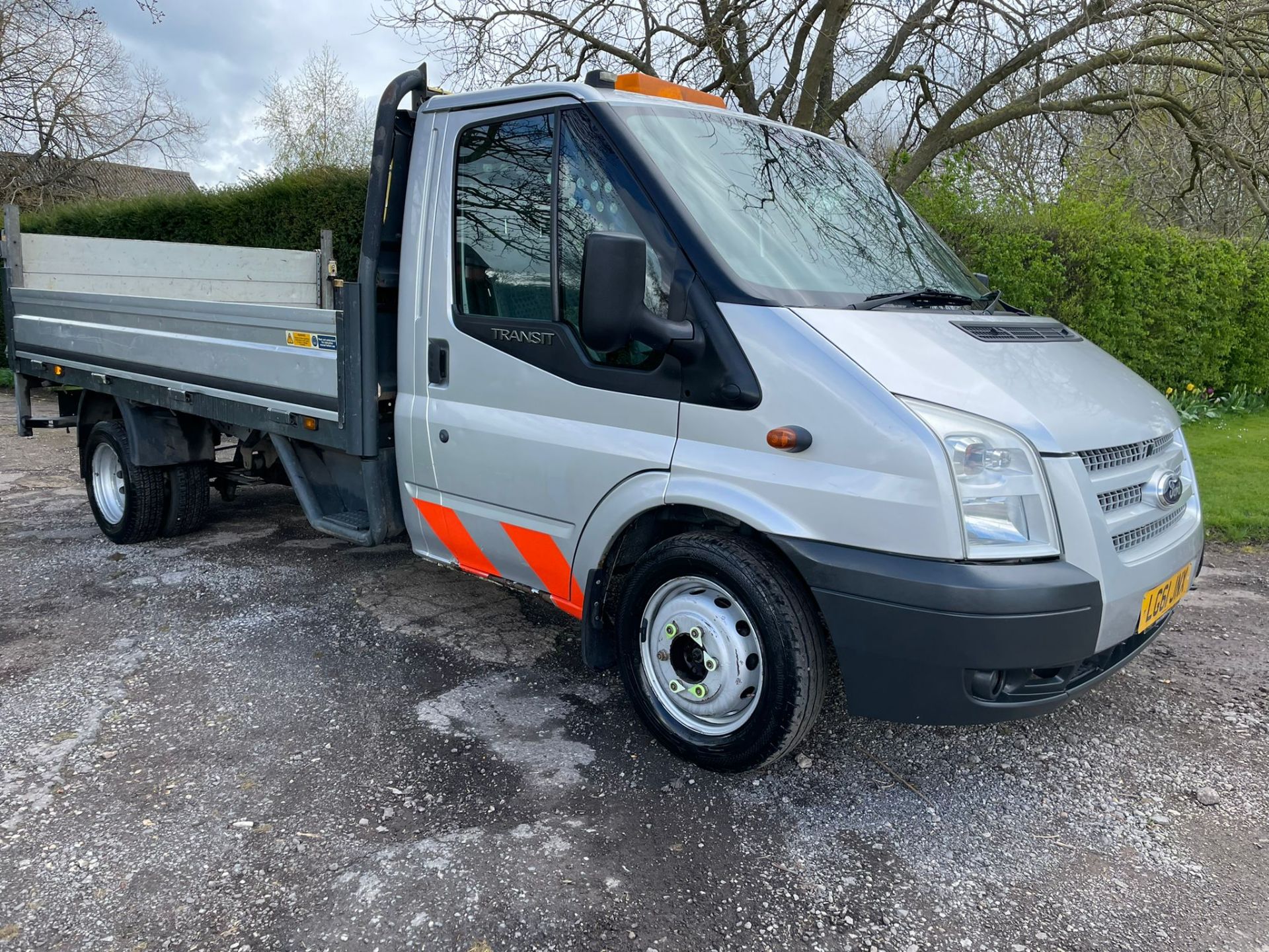 2011/61 FORD TRANSIT 140 T350L RWD SILVER, 2402cc DIESEL ENGINE *PLUS VAT*