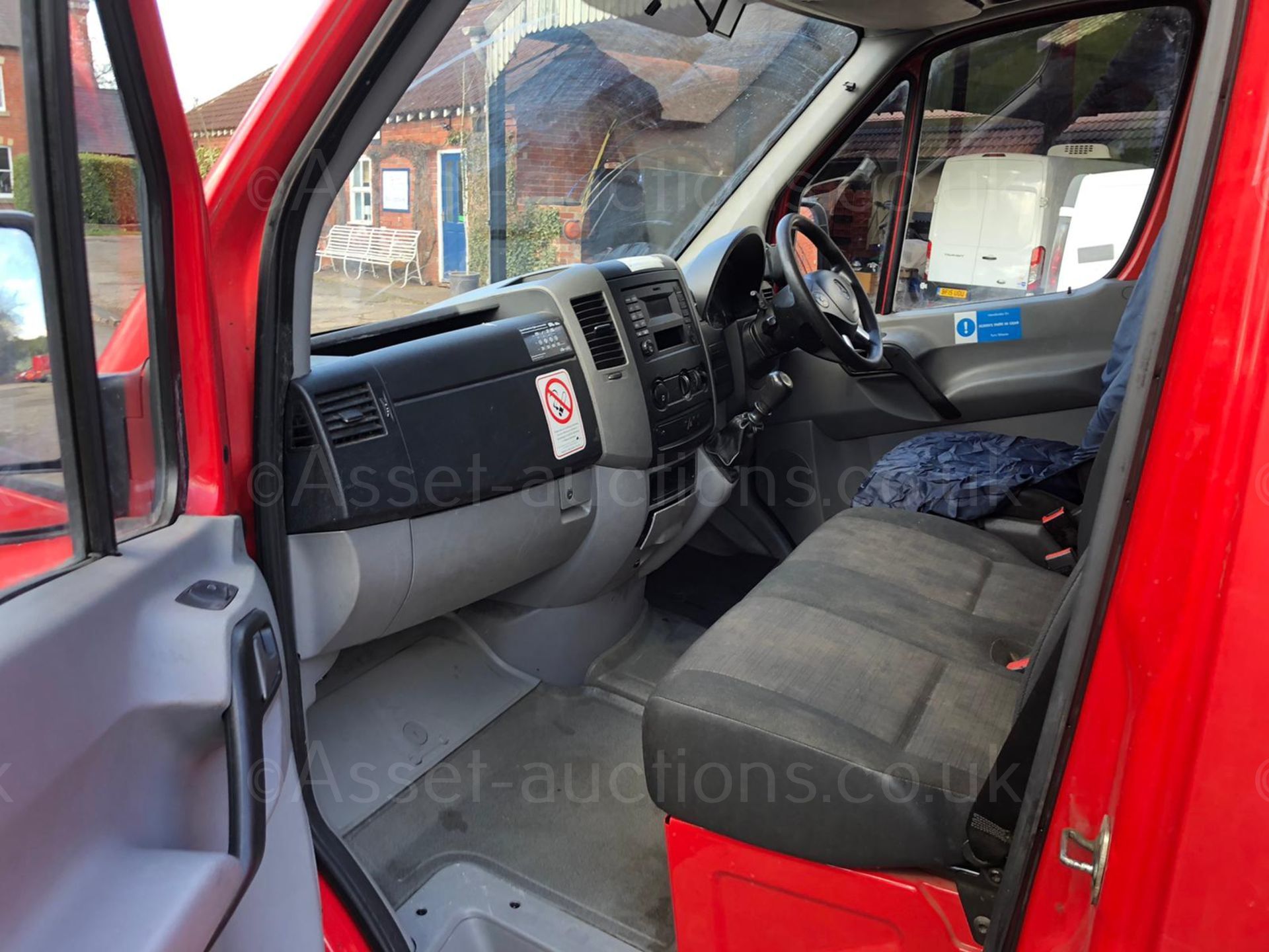2013 MERCEDES-BENZ SPRINTER 310 CDI, DIESEL ENGINE, SHOWING 0 PREVIOUS KEEPERS *PLUS VAT* - Image 8 of 12