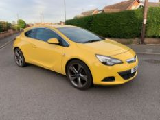 2012/12 REG VAUXHALL ASTRA GTC SRI TURBO 1.6 PETROL YELLOW HATCHBACK *NO VAT*