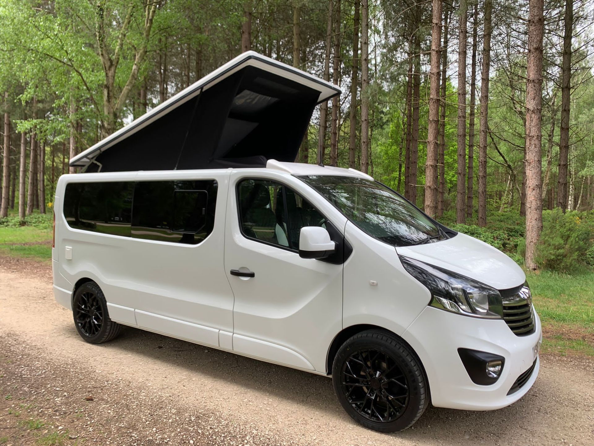 VAUXHALL VIVARO 2900 SPORTIVE CDTI, WHITE PANEL VAN, 118 BHP, 14,979 miles, full service*NO VAT* - Image 5 of 45