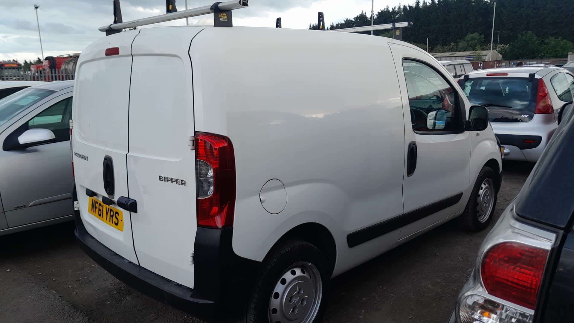 2012/61 PEUGEOT BIPPER S HDI white panel van, 124k Miles, low miles for the year *NO VAT* - Image 4 of 6