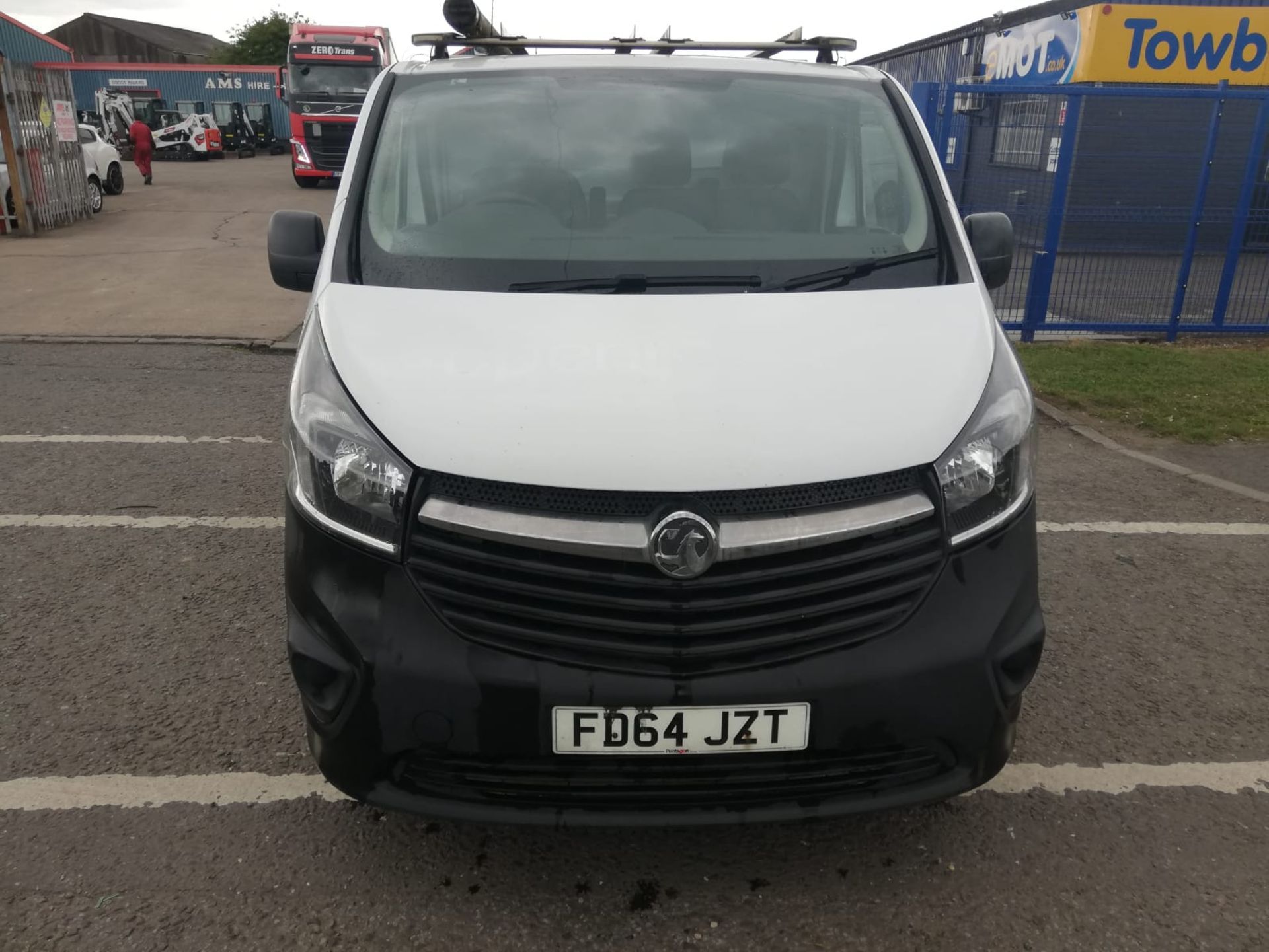 2014 Vauxhall vivaro 2900 CDTI ECOFLEX, WHITE VAN, 74k miles, Starts and drives, with fsh *PLUS VAT* - Image 4 of 9