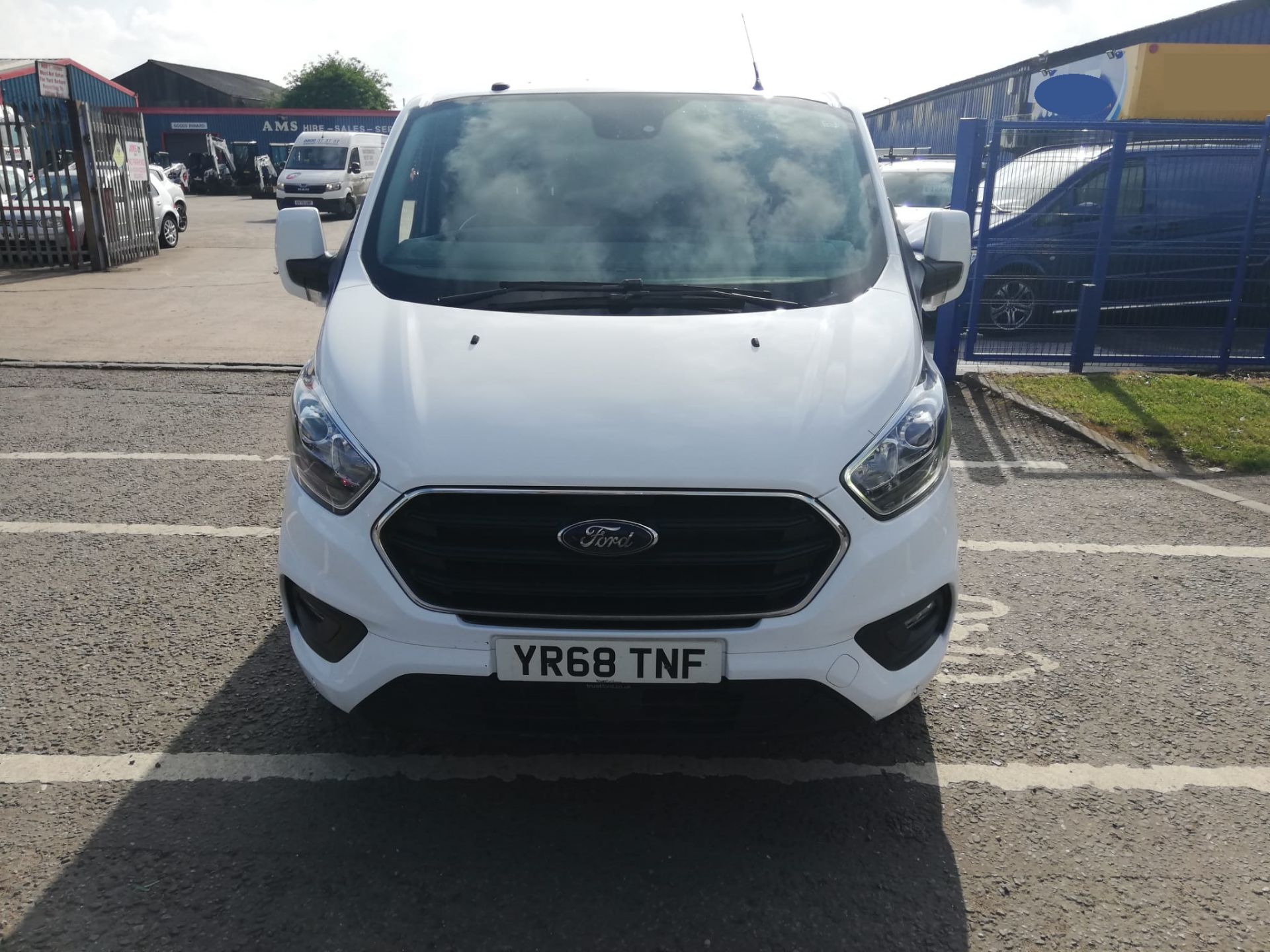 2018/68 FORD TRANSIT CUSTOM 300 LIMITED White Panel Van, 108,000 miles, LWB, Euro 6 *PLUS VAT* - Image 2 of 8