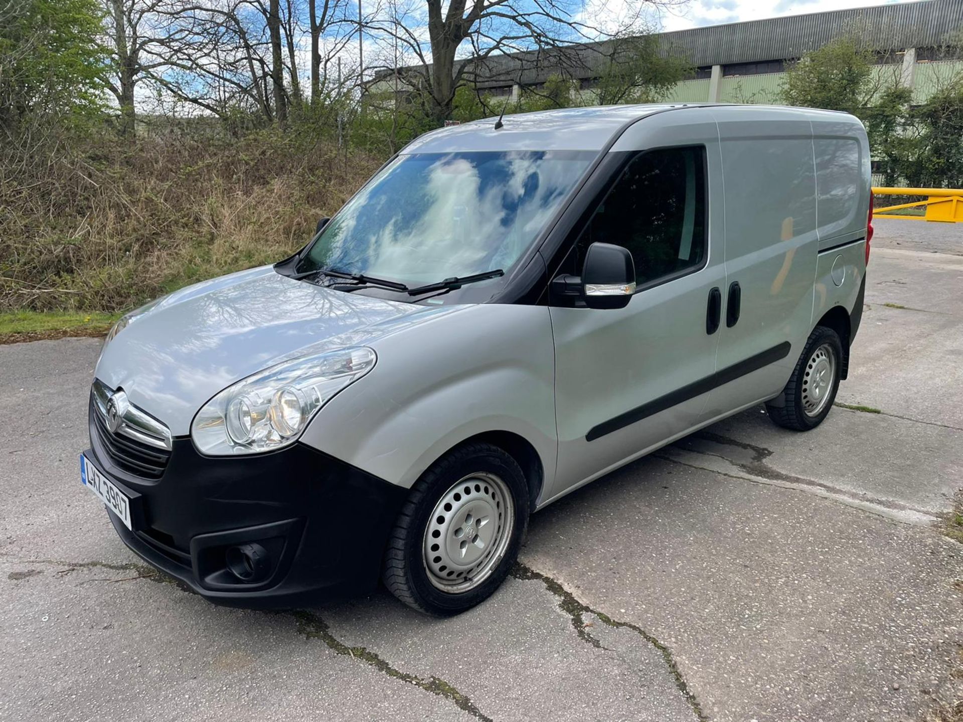 2017 VAUXHALL COMBO 2300 CDTI ECOFLEX S/S SILVER PANEL VAN *NO VAT* - Image 3 of 24