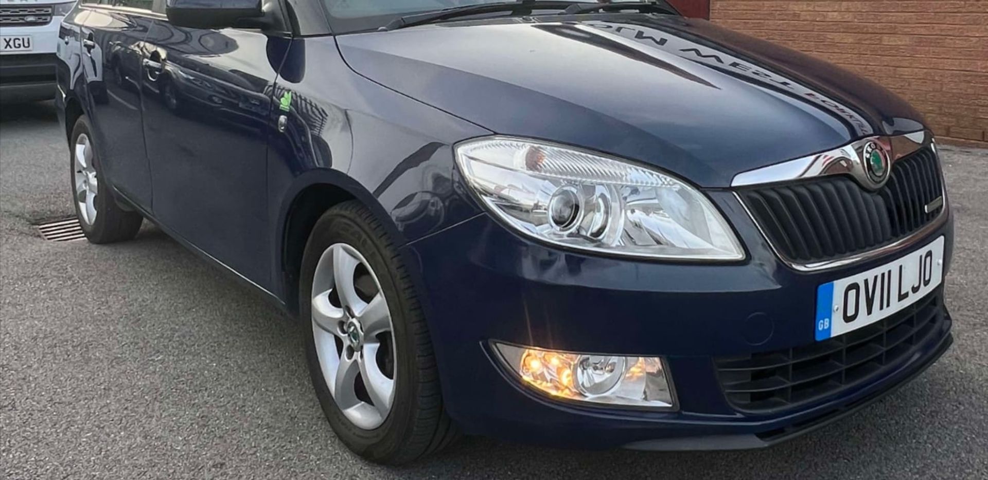 2011 SKODA FABIA GREENLINE TDI CR BLUE ESTATE, 68K MILES *NO VAT* - Image 2 of 18