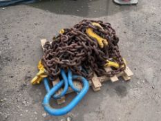 Lifting chains 28 ton to suit 40ft container with chain shorteners *PLUS VAT*