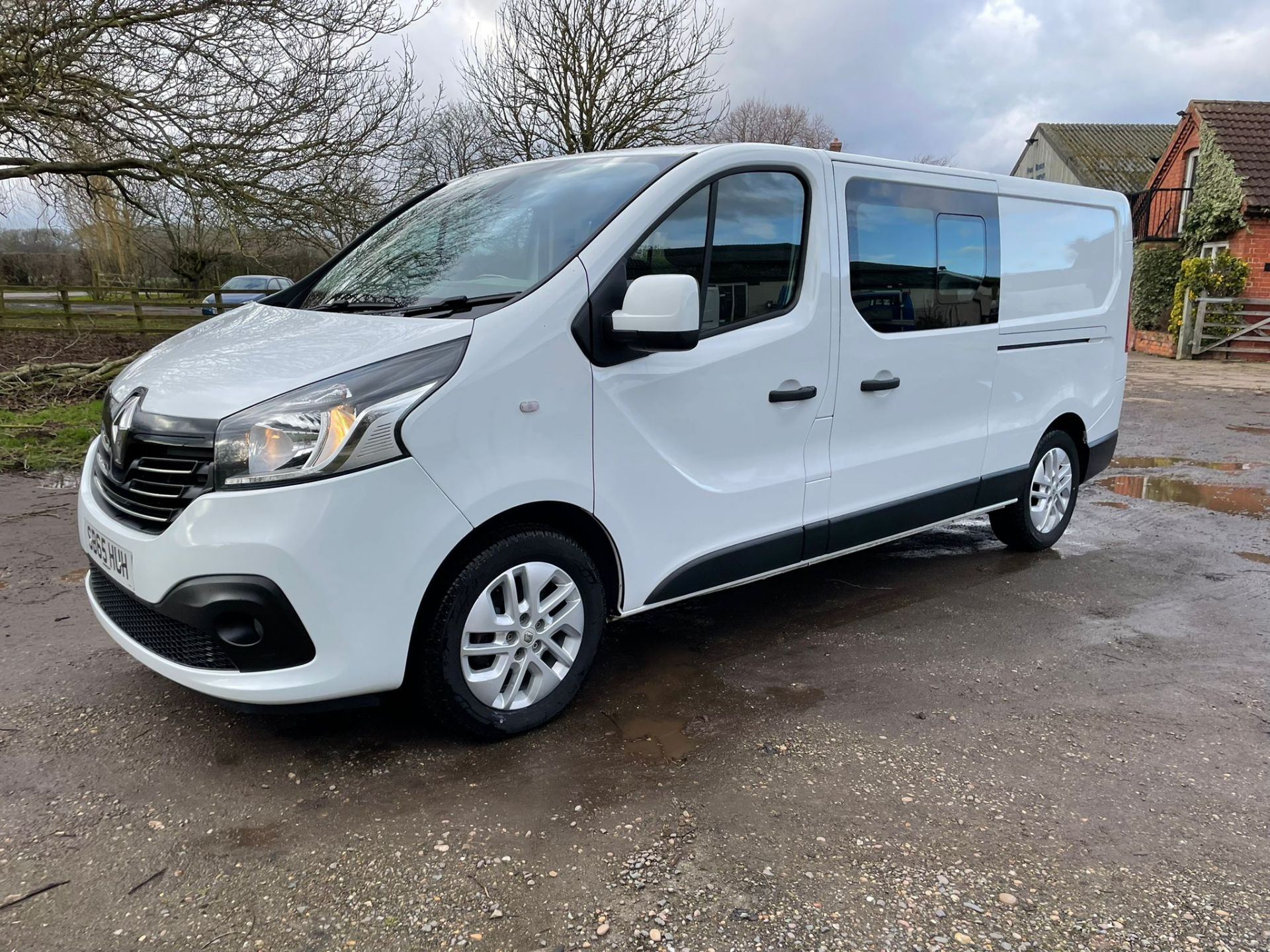 2015/65 RENAULT TRAFIC LL29 SPORT ENERGY DCI, 117,840 MILES *PLUS VAT* - Image 3 of 15