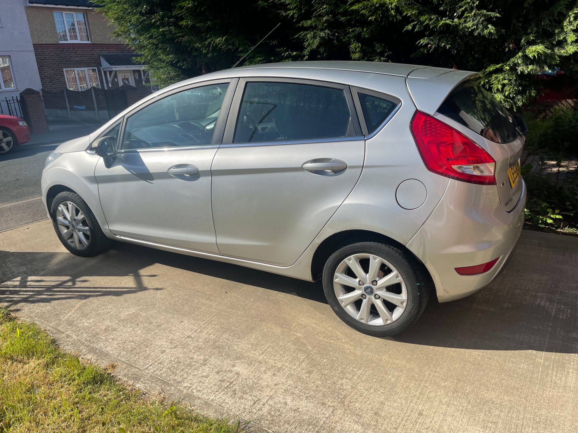 2008/58 FORD FIESTA ZETEC 90 TDCI SILVER HATCHBACK, 134,000 MILES *NO VAT* - Image 3 of 7