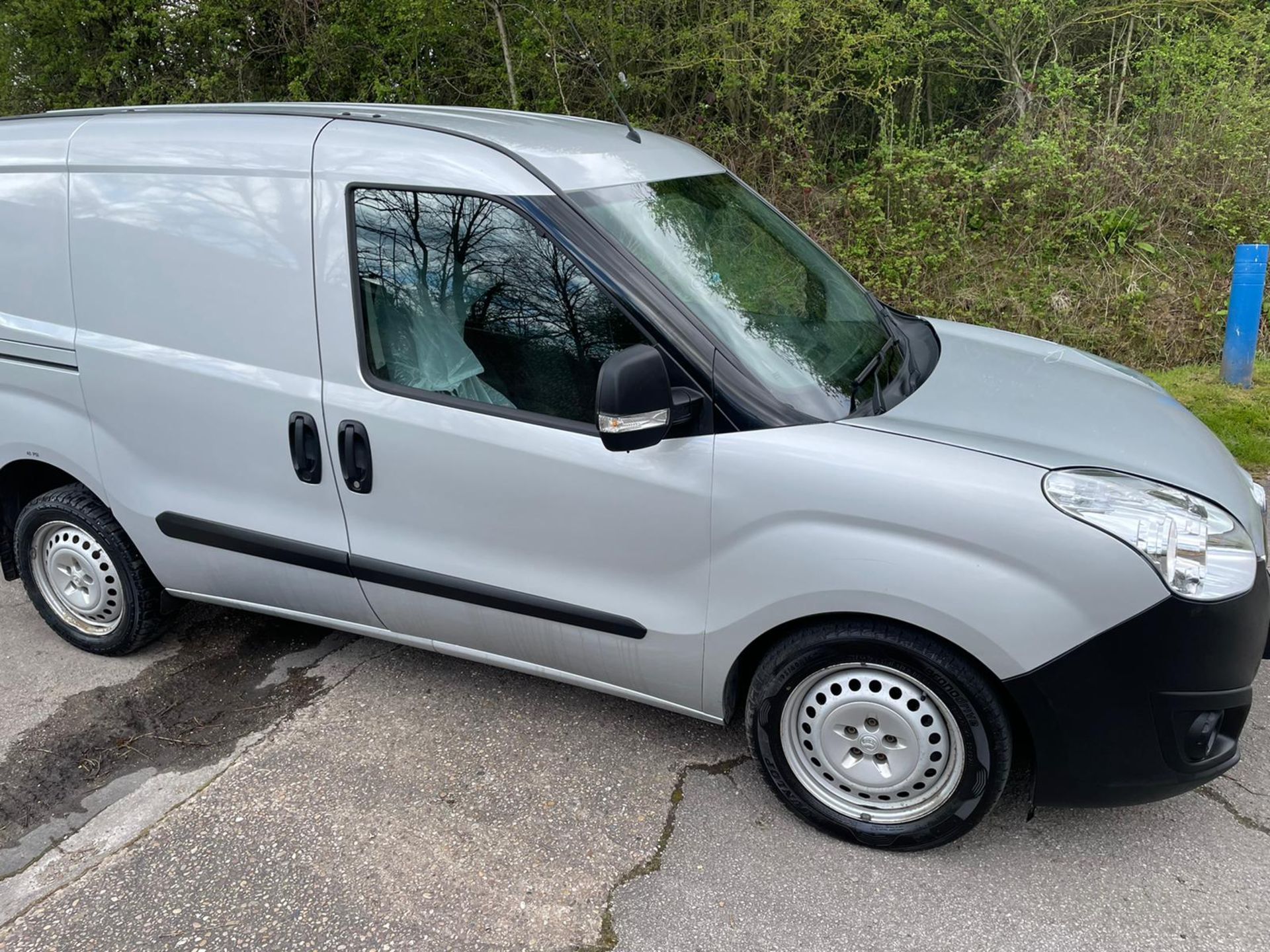 2017 VAUXHALL COMBO 2300 CDTI ECOFLEX S/S SILVER PANEL VAN *NO VAT* - Image 9 of 24