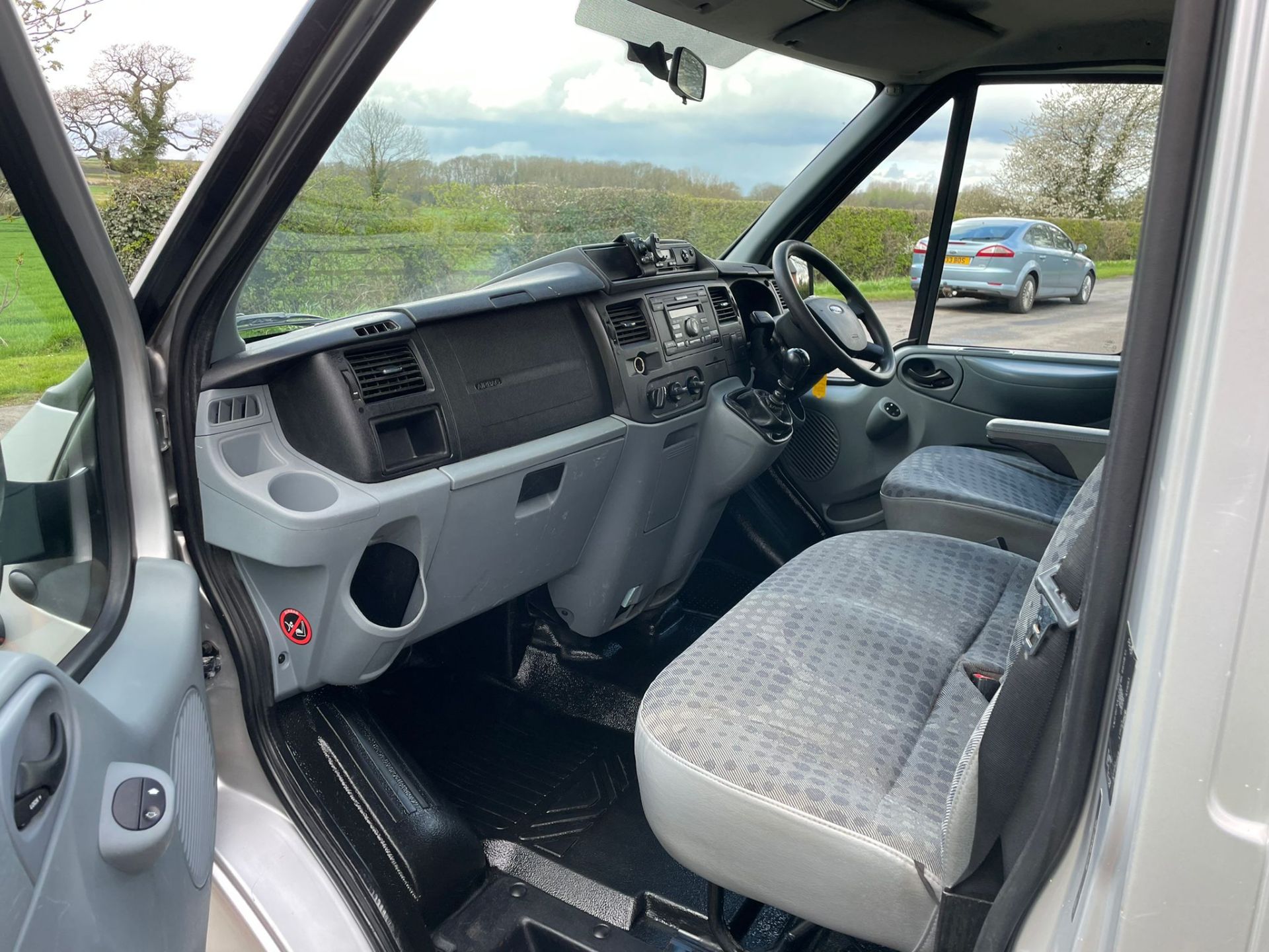 2011/61 FORD TRANSIT 140 T350L RWD SILVER, 2402cc DIESEL ENGINE *PLUS VAT* - Image 8 of 12