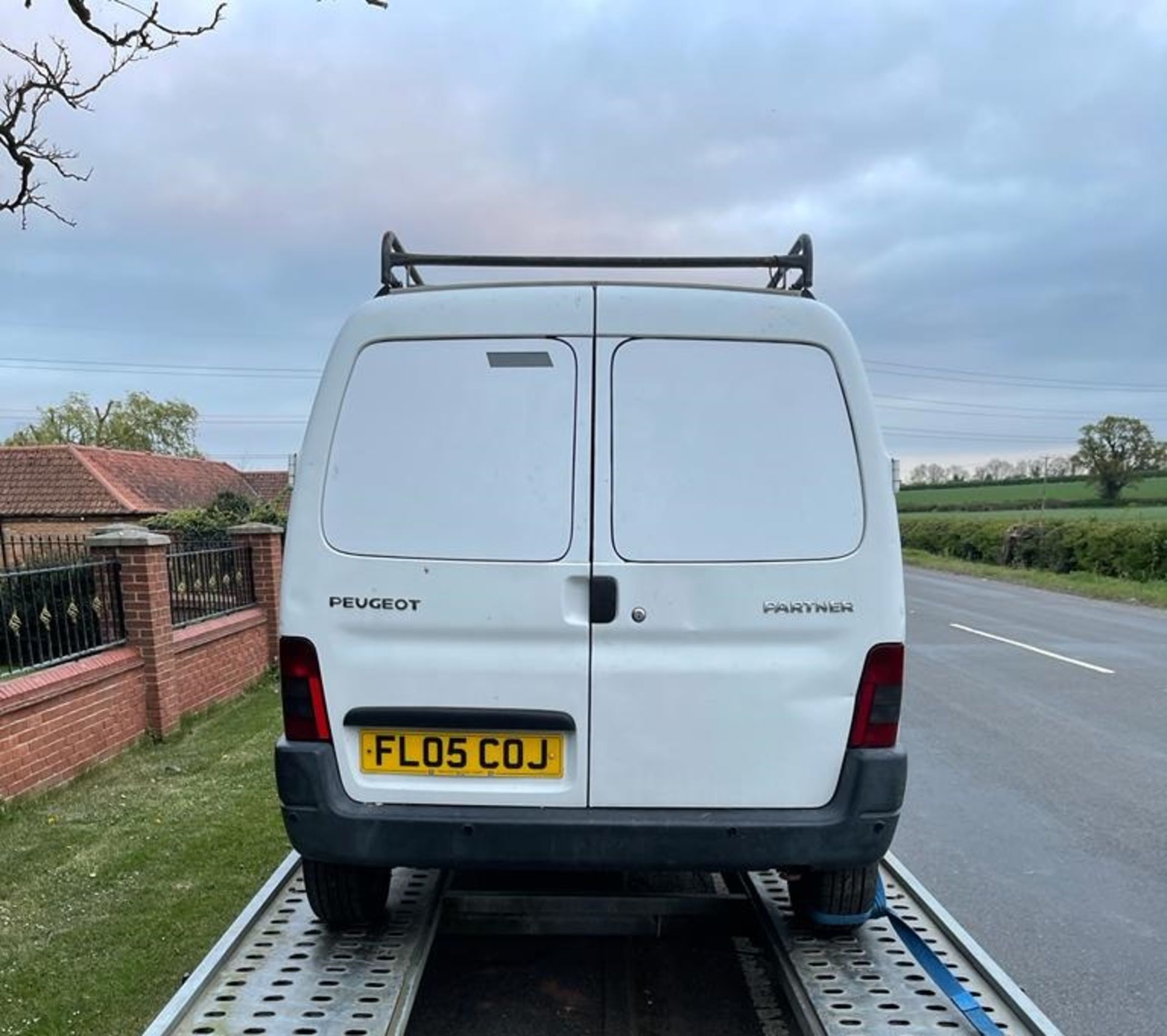 2005 PEUGEOT PARTNER 800 LX WHITE PANEL VAN, 216,772 MILES *NO VAT* - Image 4 of 10